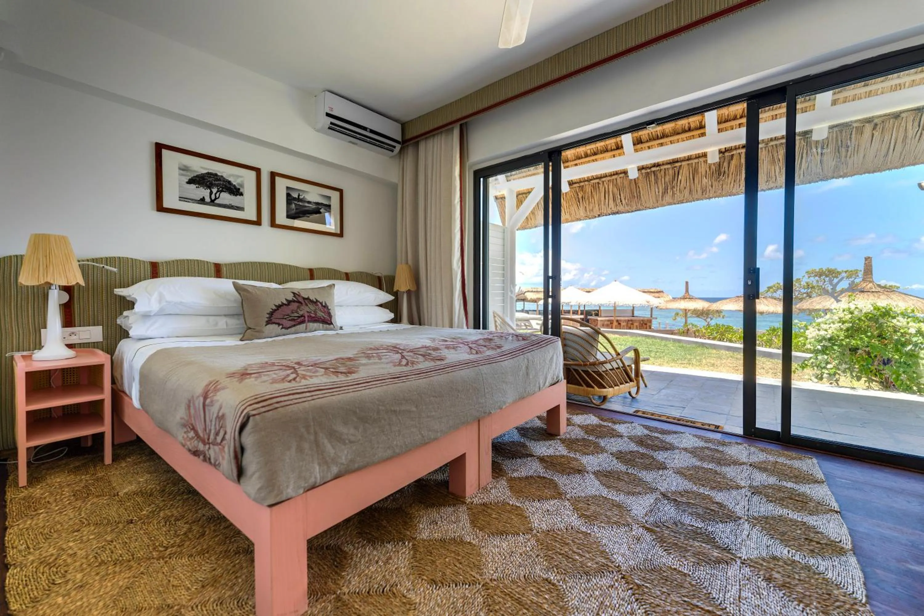 View (from property/room), Bed in La Maison d'Eté Hotel by NEWMARK