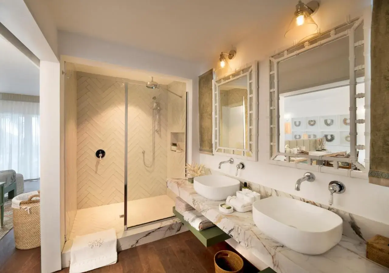 Superior Room with terrace and seaview - single occupancy in La Maison d'Eté Hotel by NEWMARK Superior Room with terrace and seaview - single occupancy in La Maison d'Eté Hotel by NEWMARK