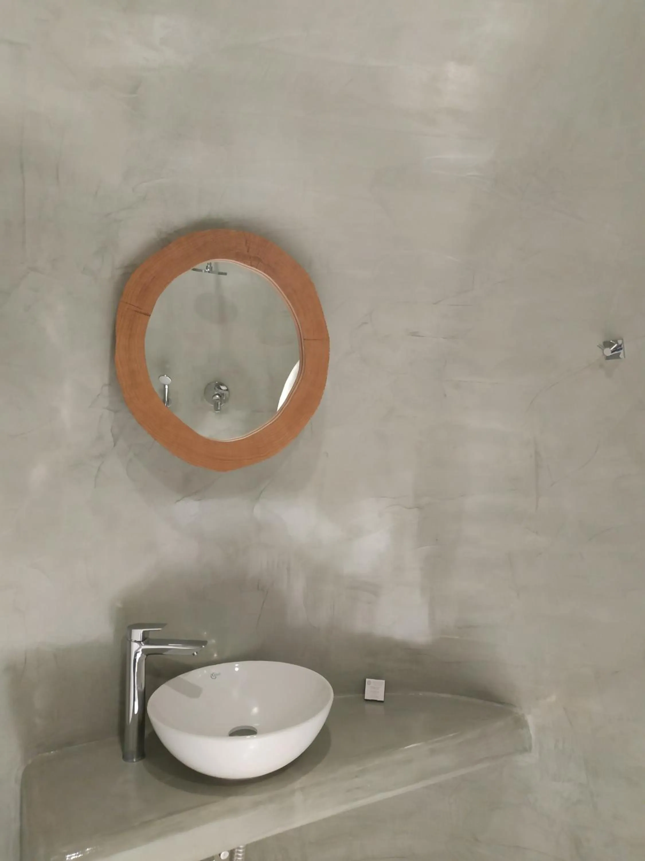 Shower in Iriana Suites