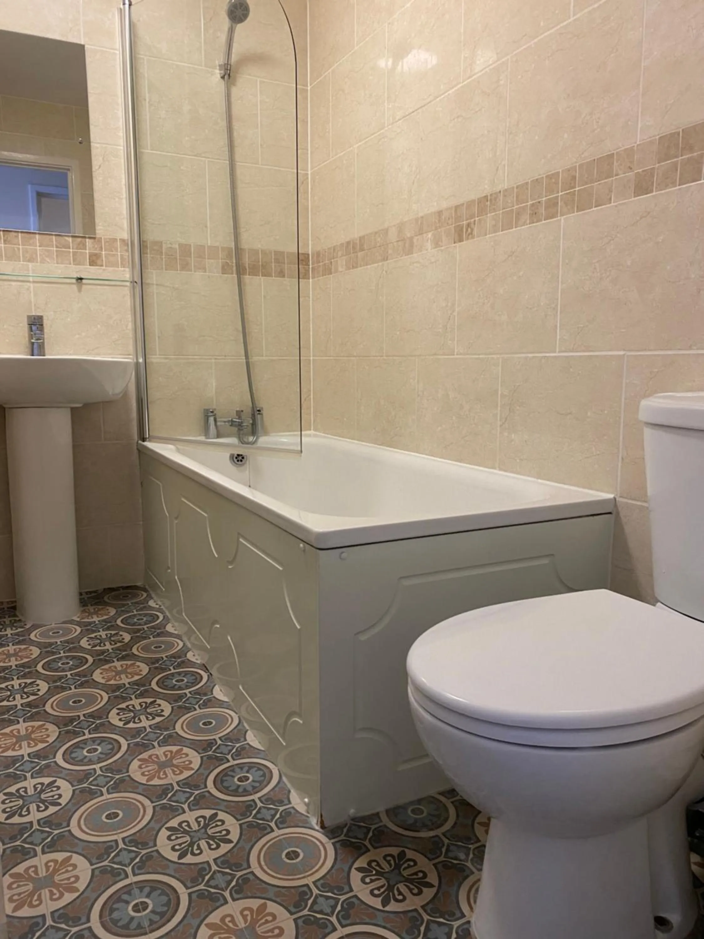 Bathroom in Craig-y-Don