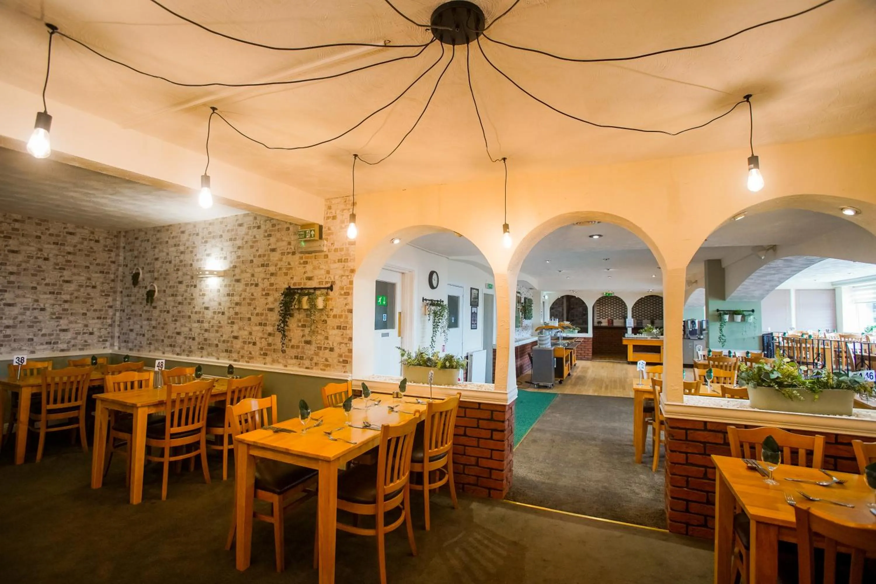 Restaurant/places to eat in Craig-y-Don