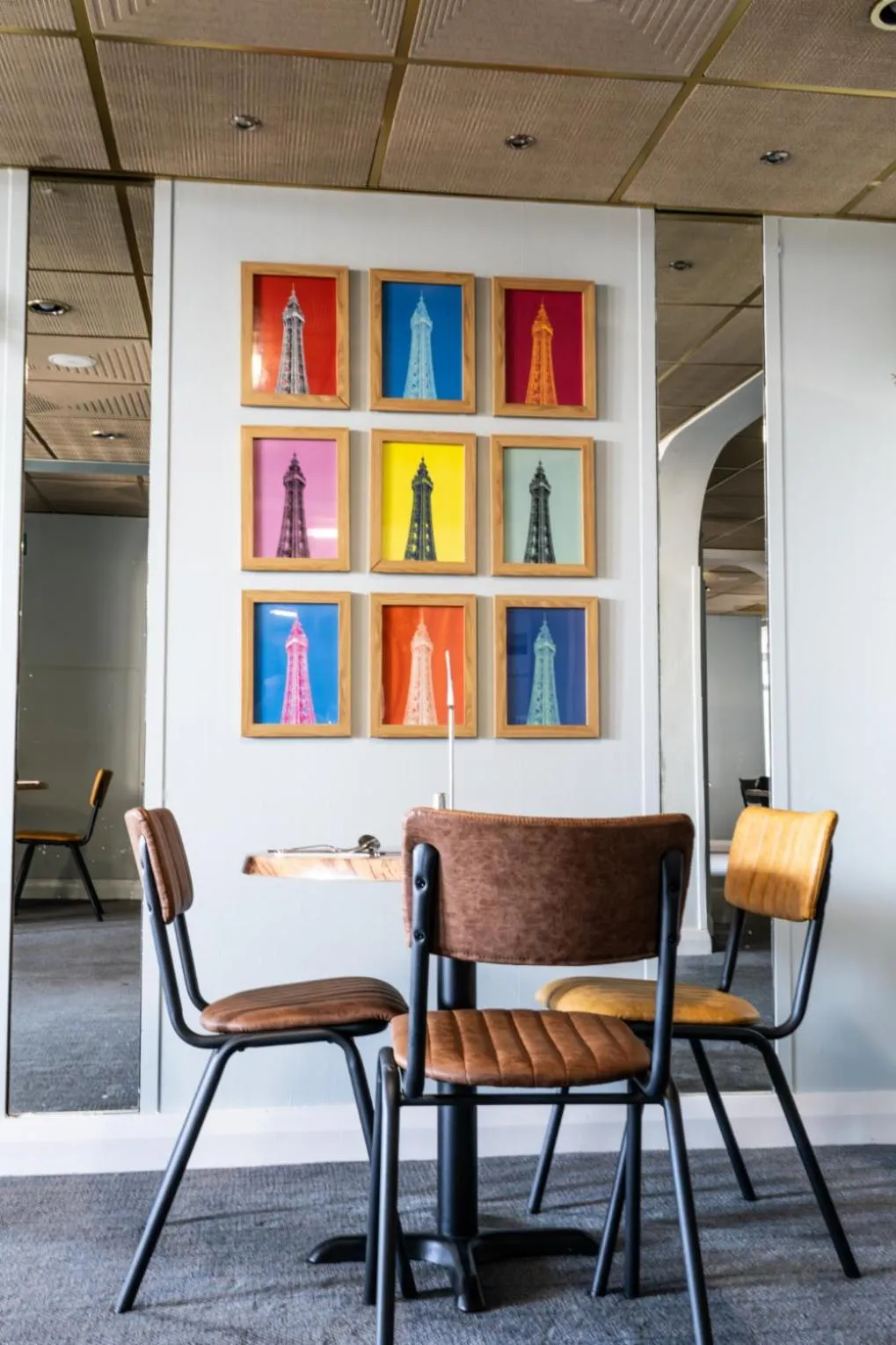 Dining area in Craig-y-Don