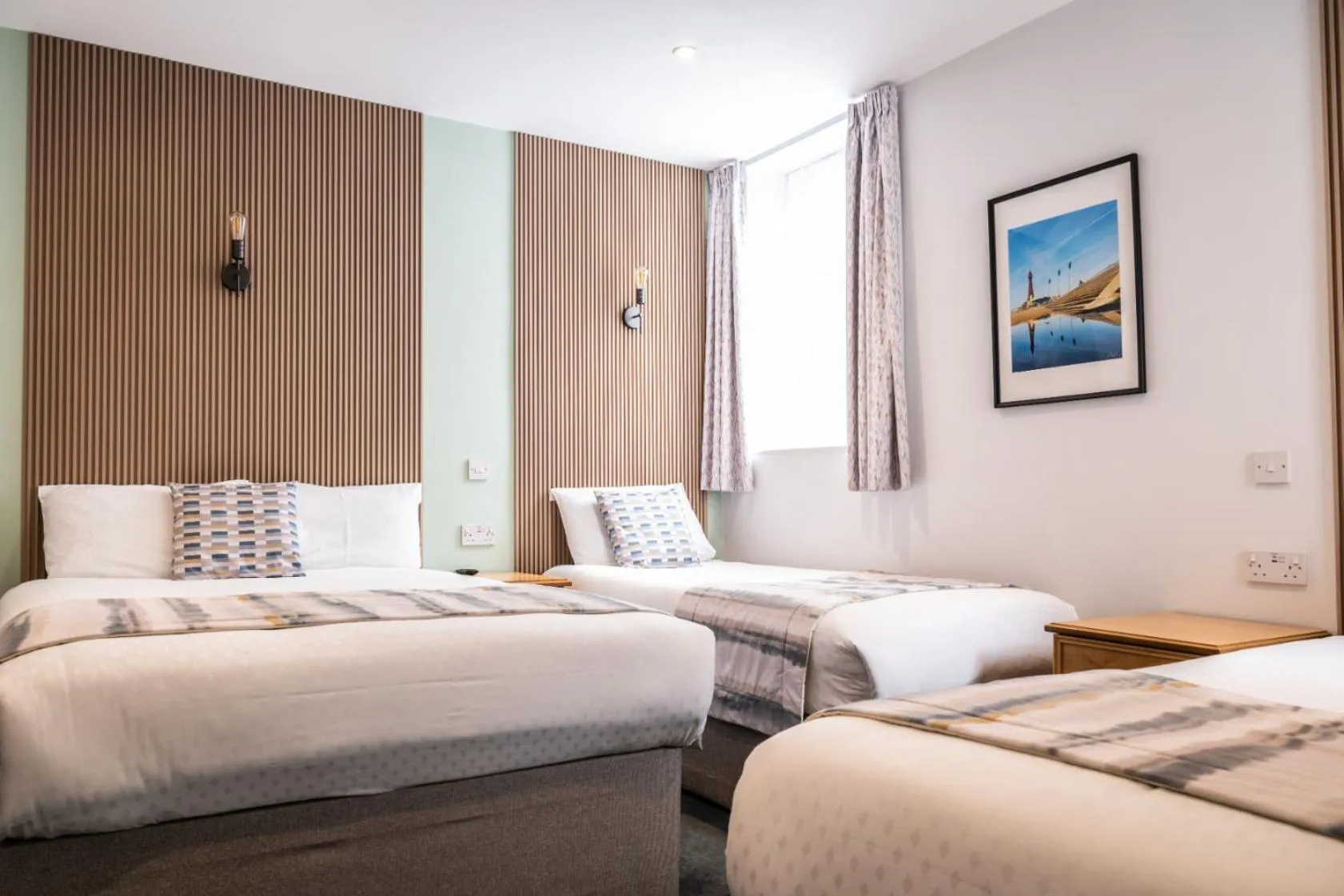 Bedroom, Bed in Craig-y-Don