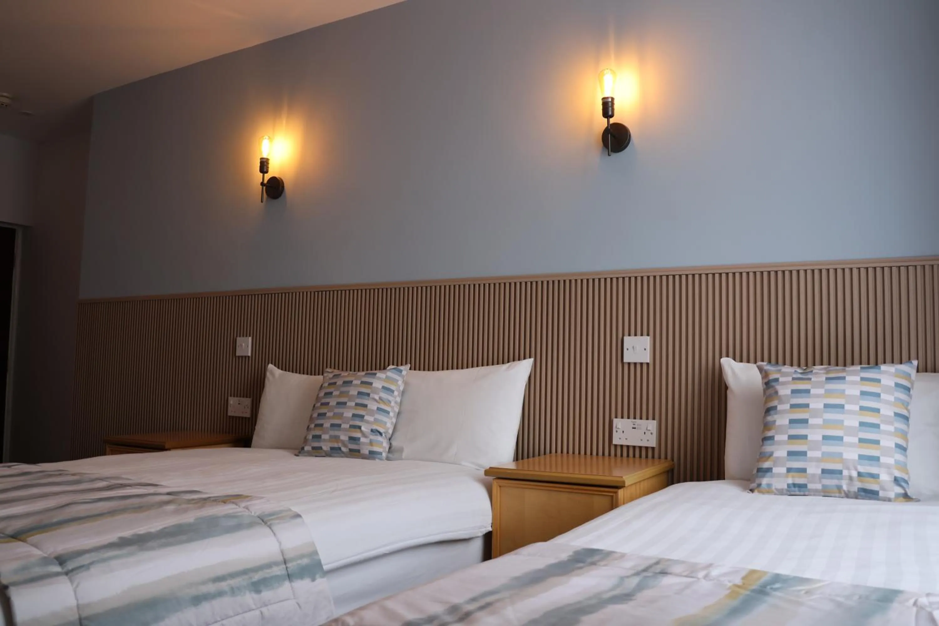 Bedroom, Bed in Craig-y-Don