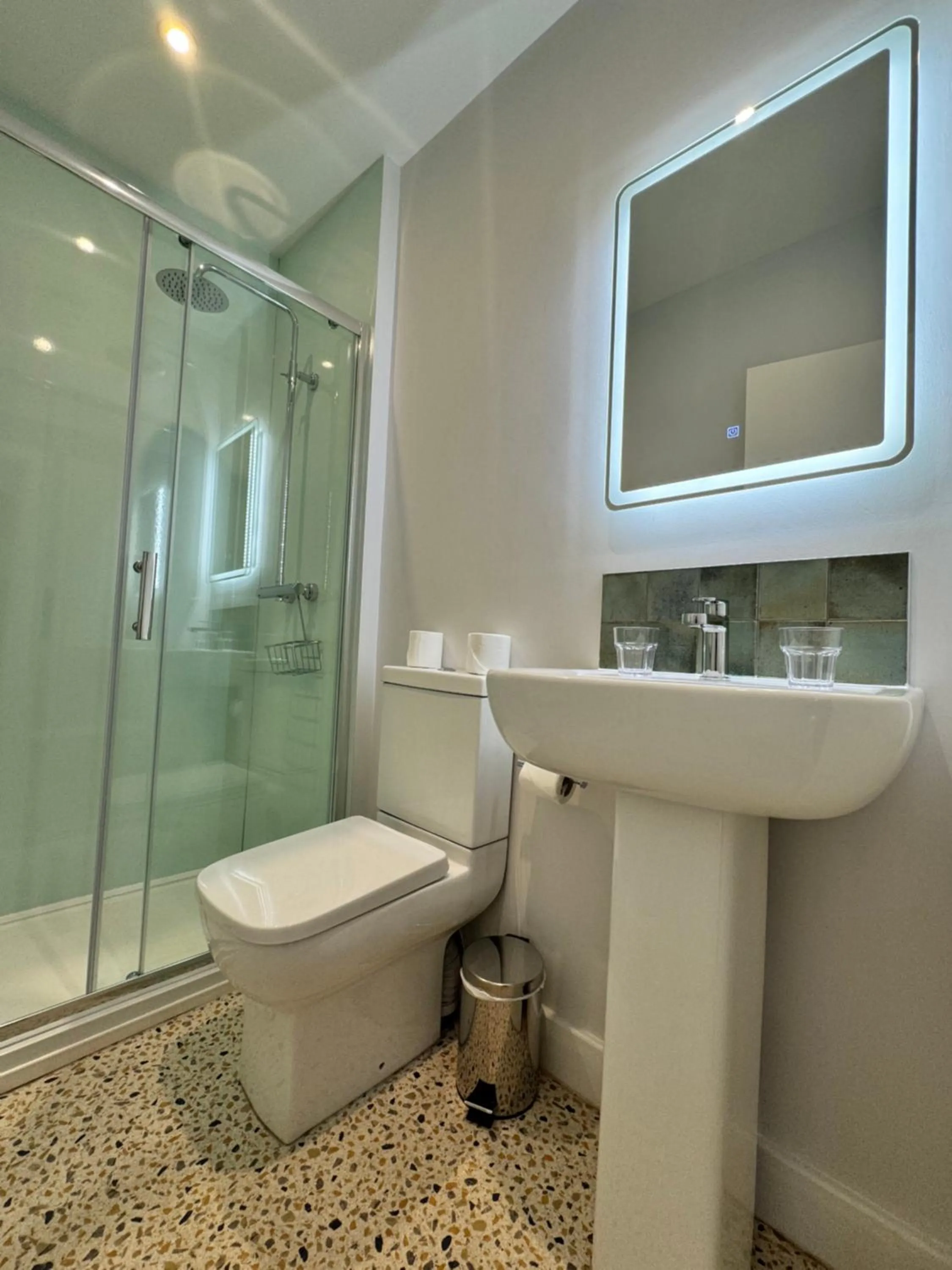 Bathroom in Craig-y-Don