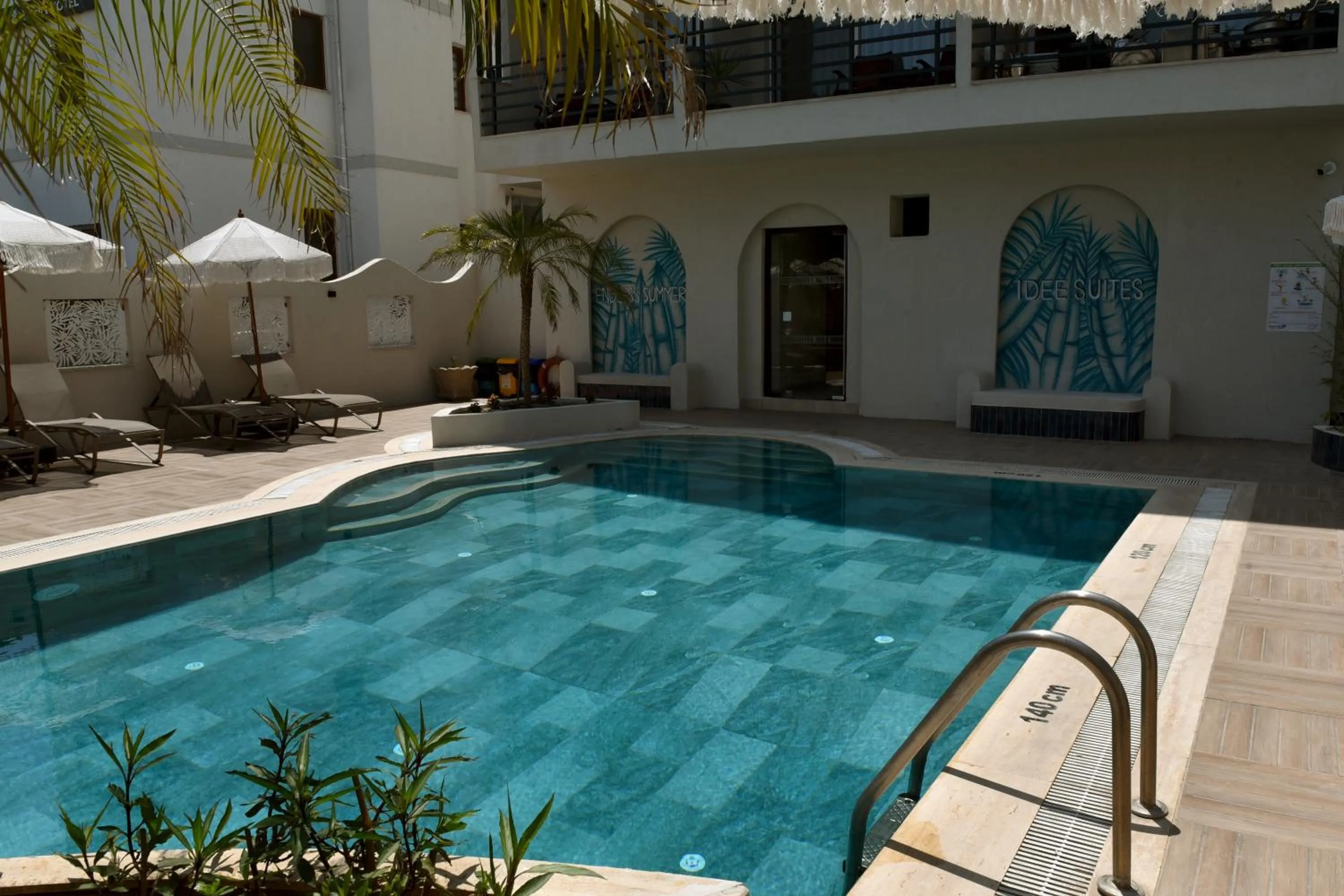 Swimming pool in IDEE SUİTES Fethiye