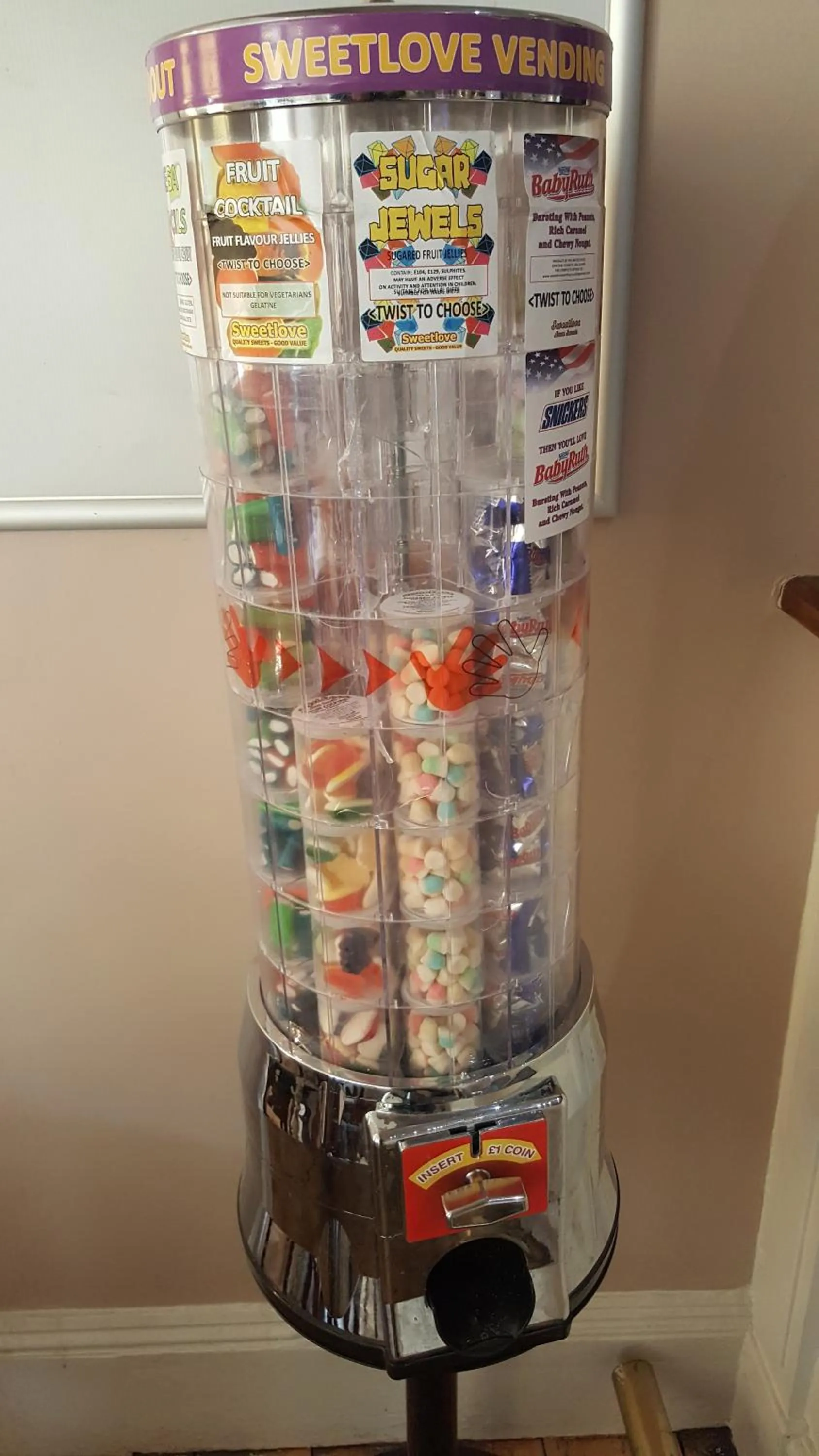 Food and drinks in The Dolphin Hotel