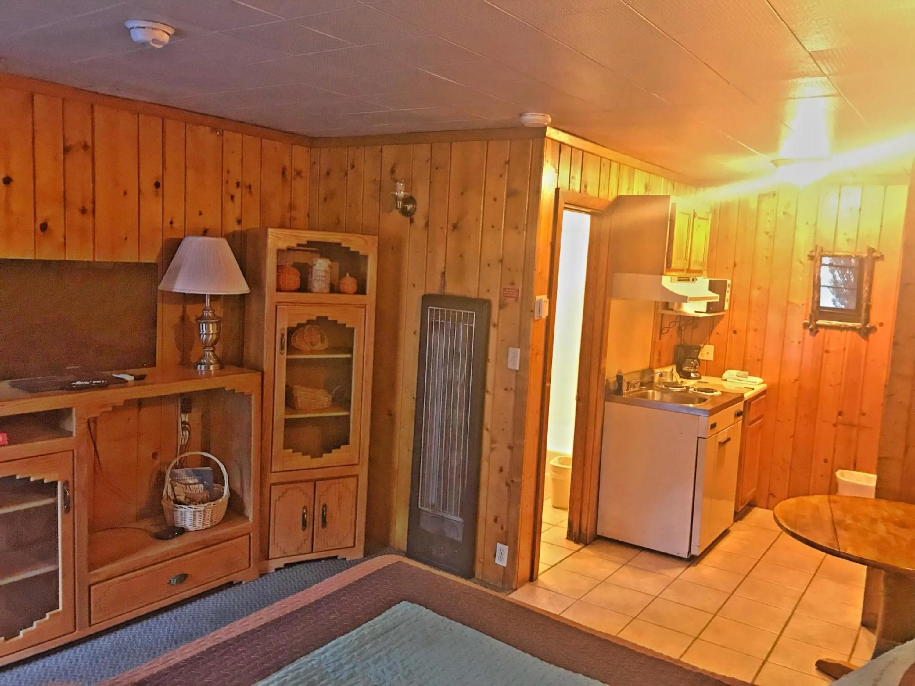 Caboose Motel & Gift Shop