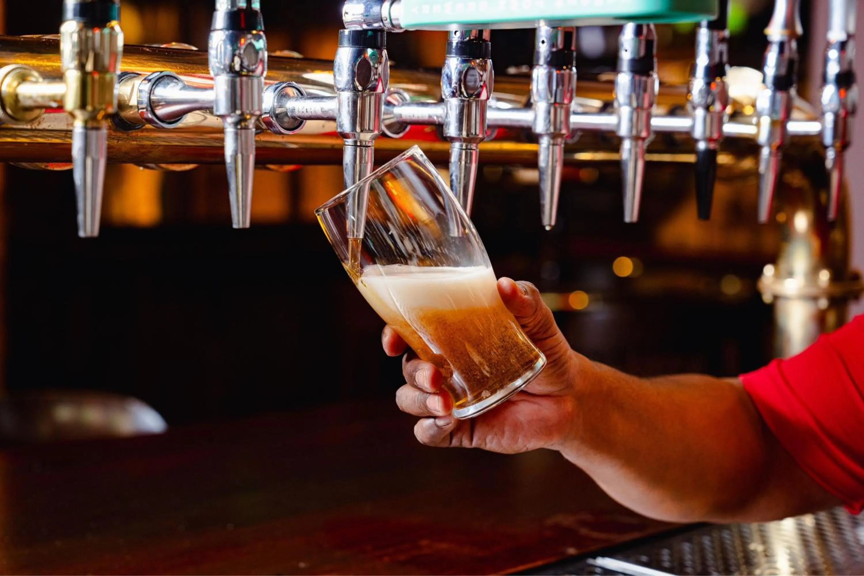 Lounge or bar in Sheraton Skyline Hotel London Heathrow