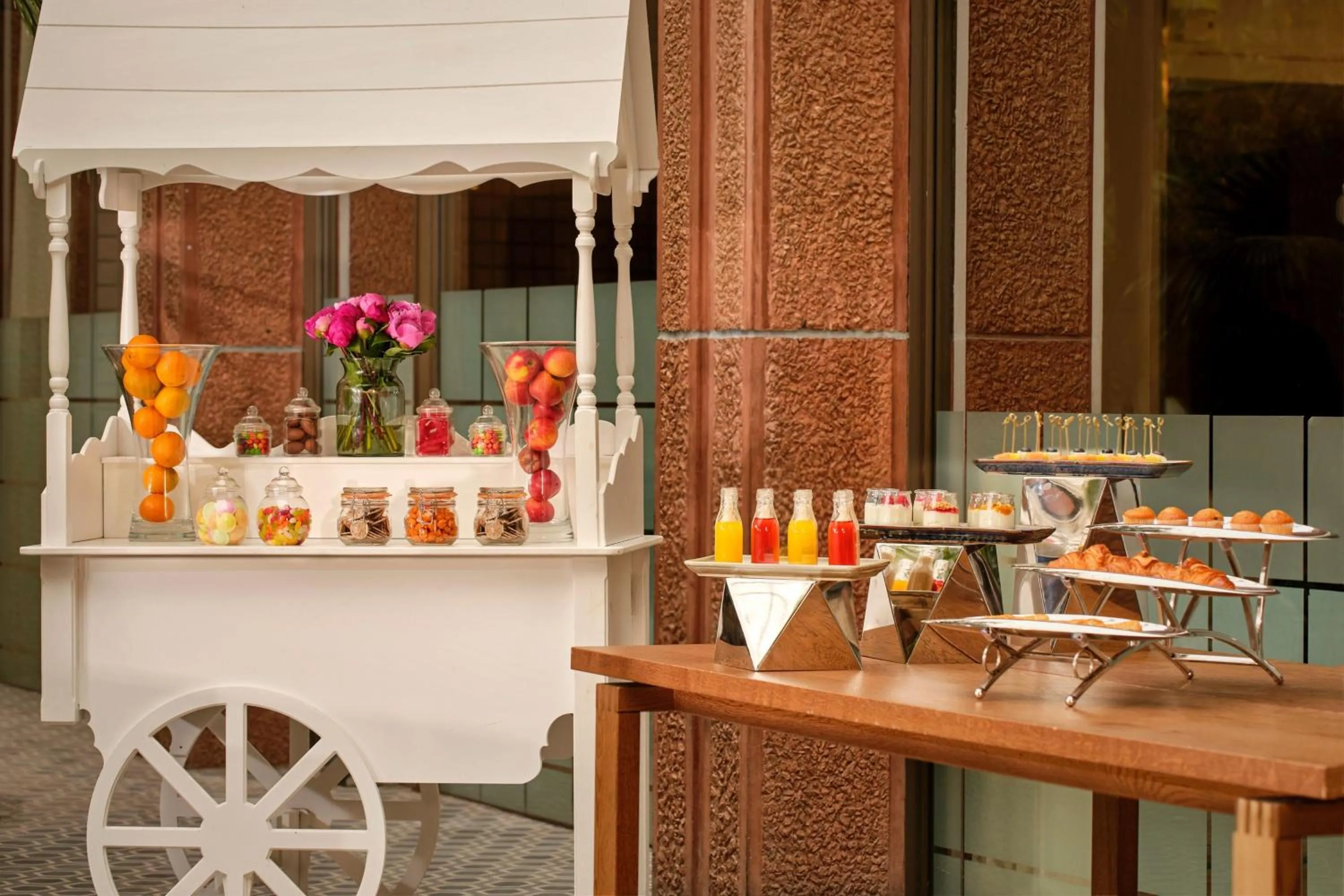 Meeting/conference room in Sheraton Skyline Hotel London Heathrow