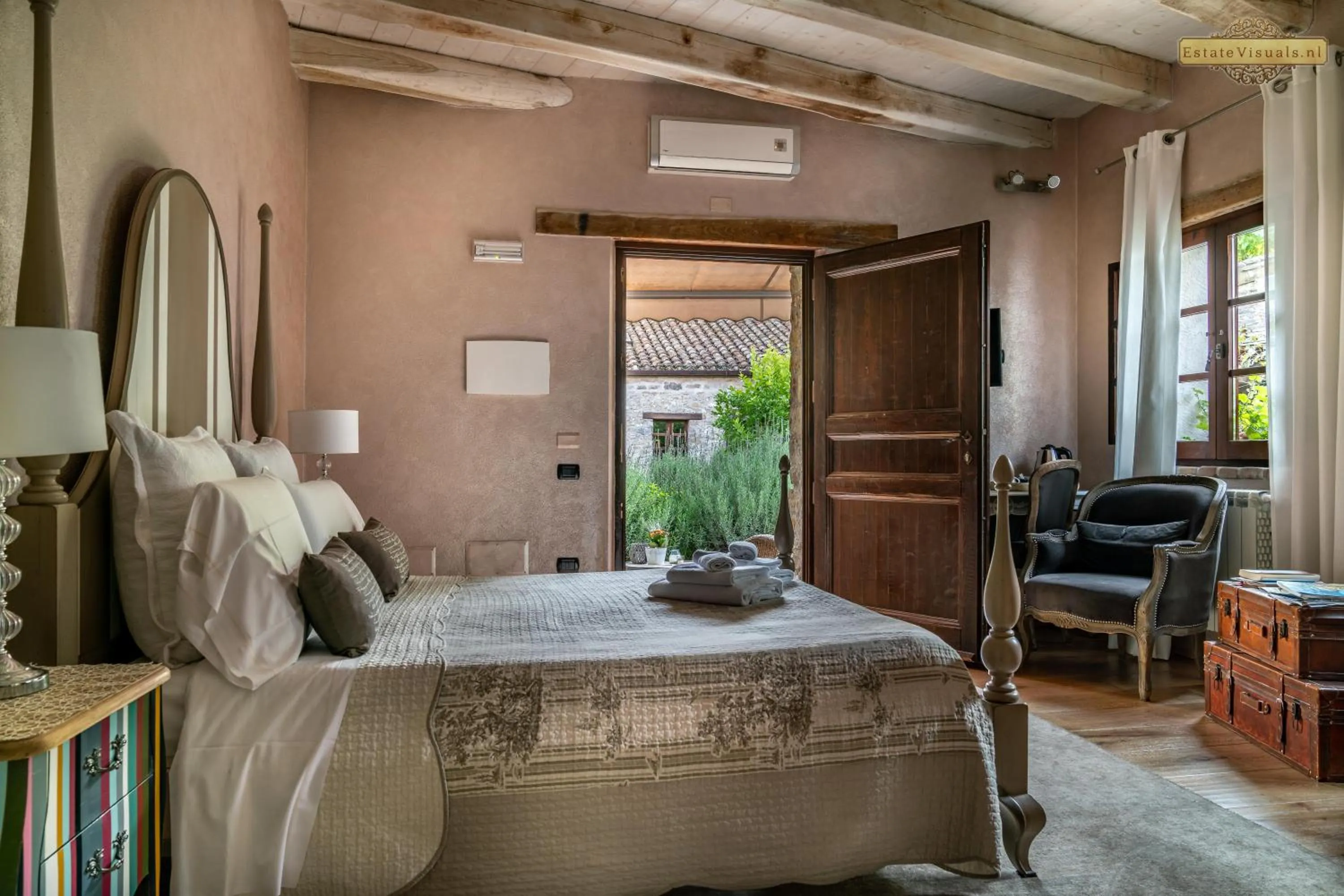 Bed in Antica Locanda Lunetta