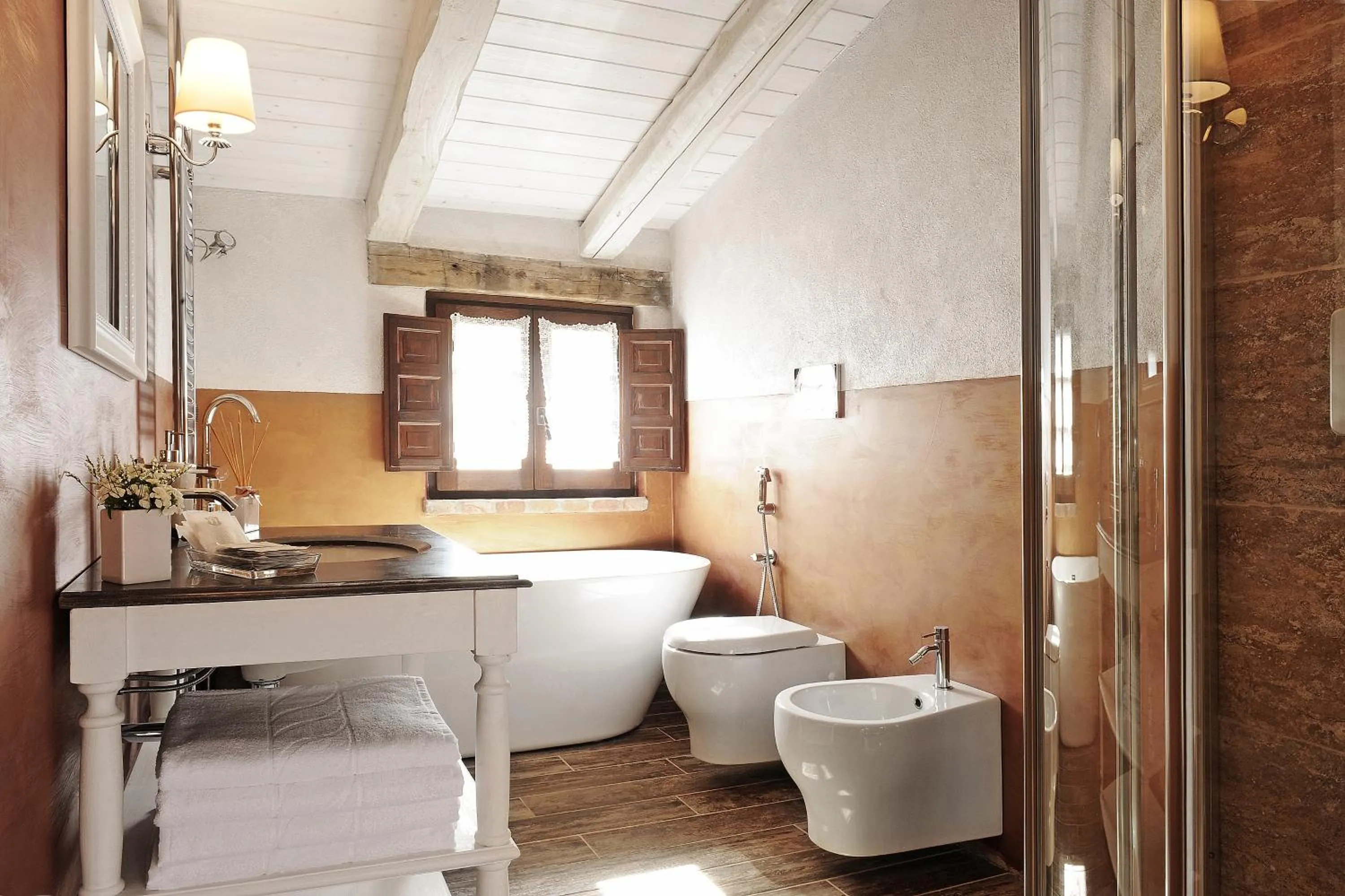 Bathroom in Antica Locanda Lunetta