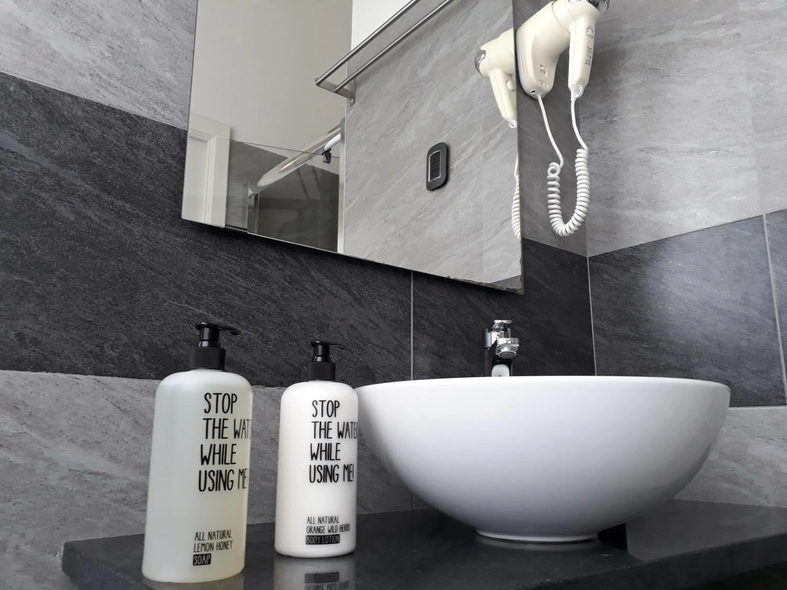 Bathroom in Affittacamere Delfo