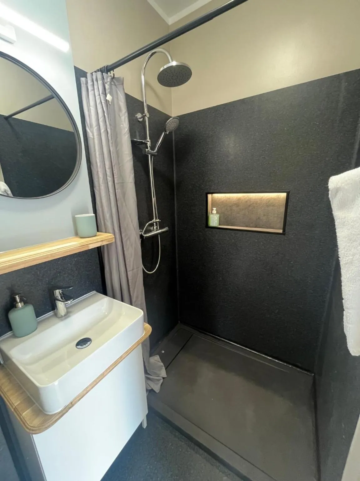 Bathroom in Hotel Hafnarfjall