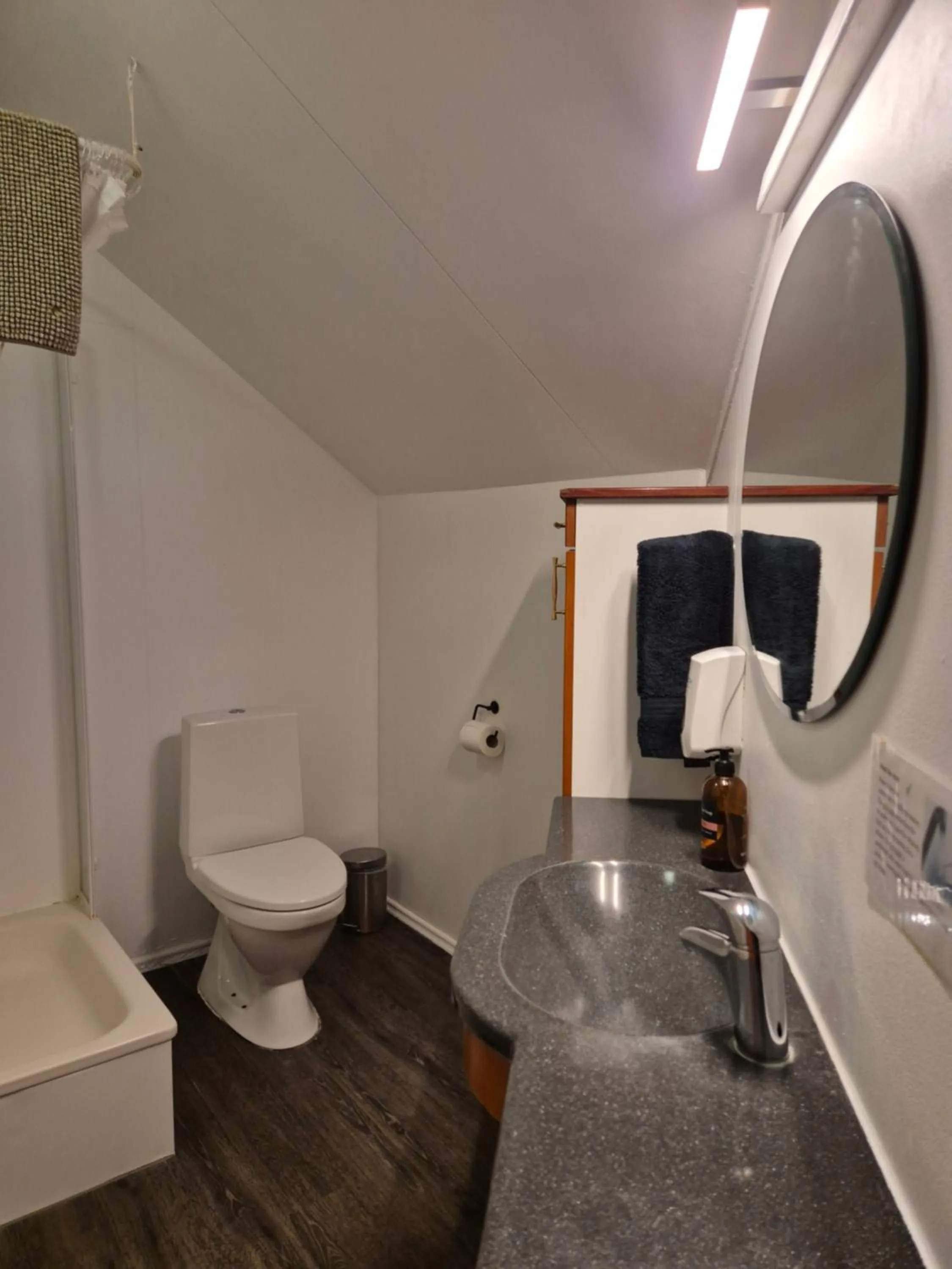 Bathroom in Hotel Hafnarfjall