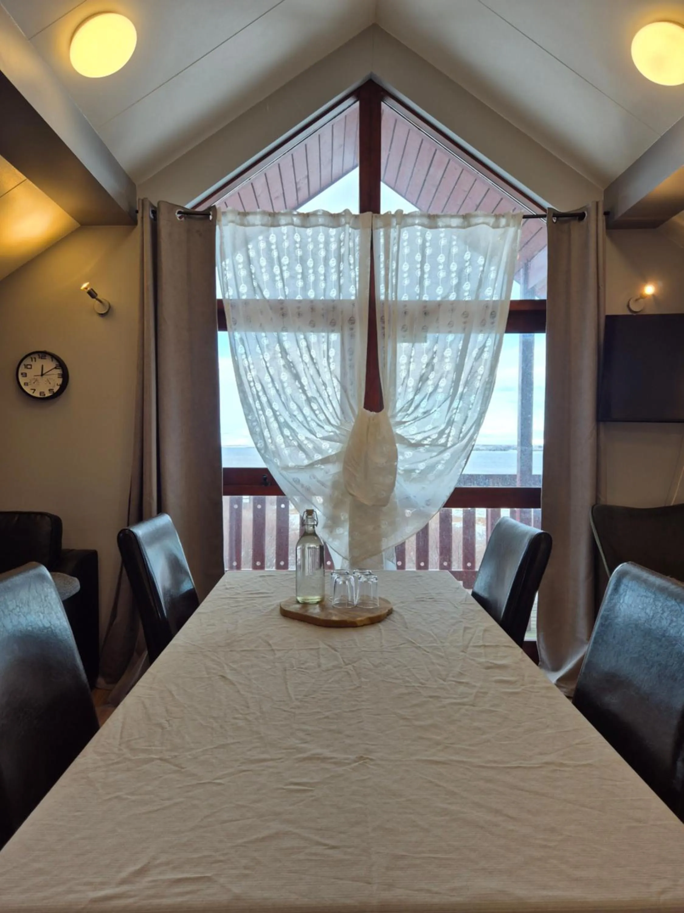 Living room in Hotel Hafnarfjall