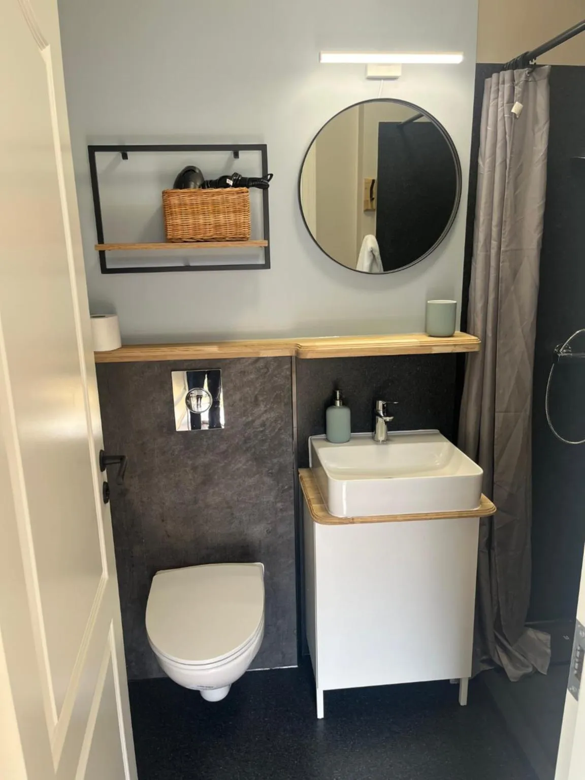 Bathroom in Hotel Hafnarfjall