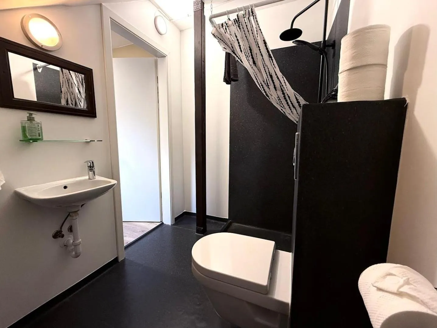 Bathroom in Hotel Hafnarfjall