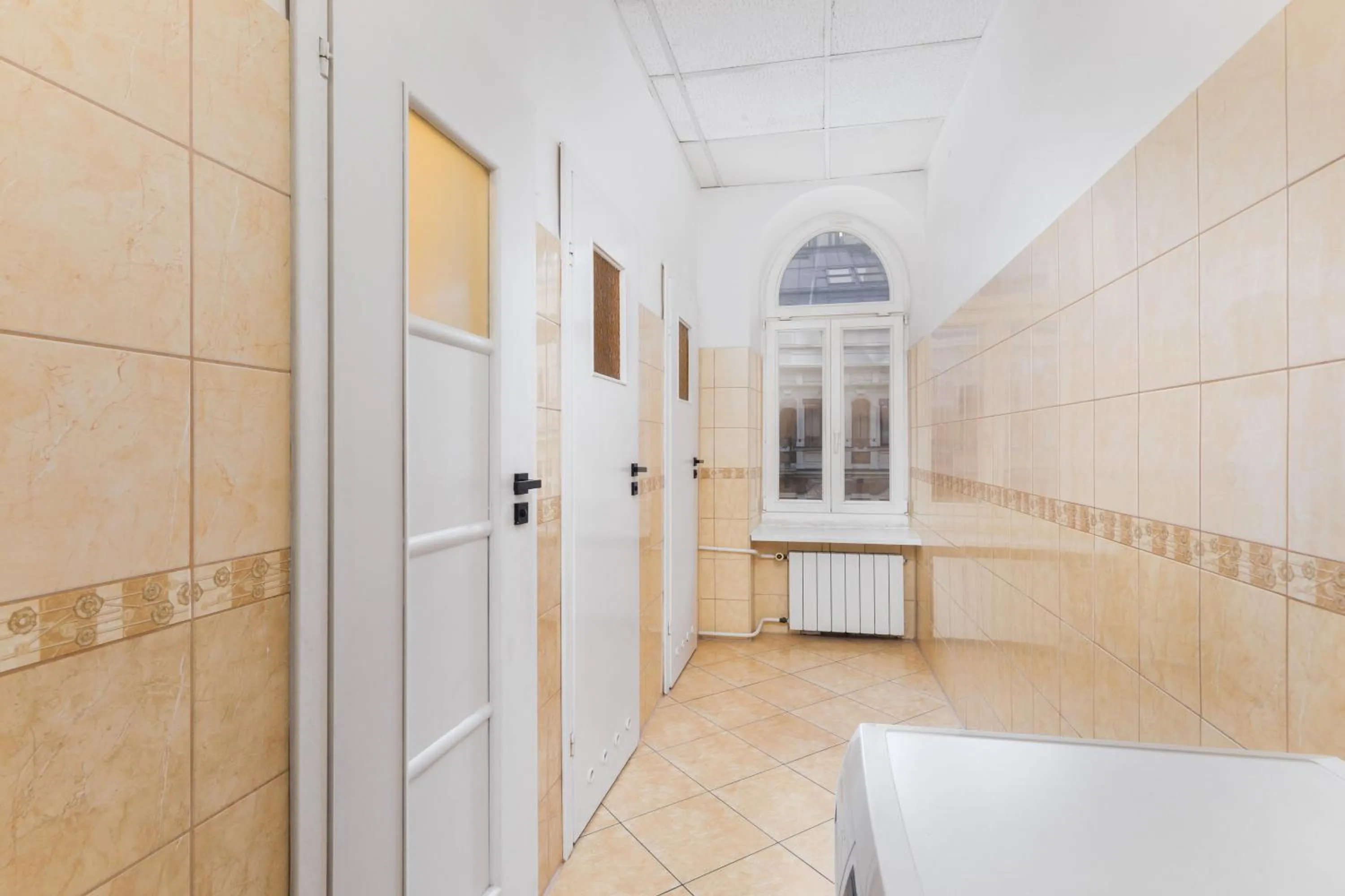 Bathroom in Moon Hostel Warszawa