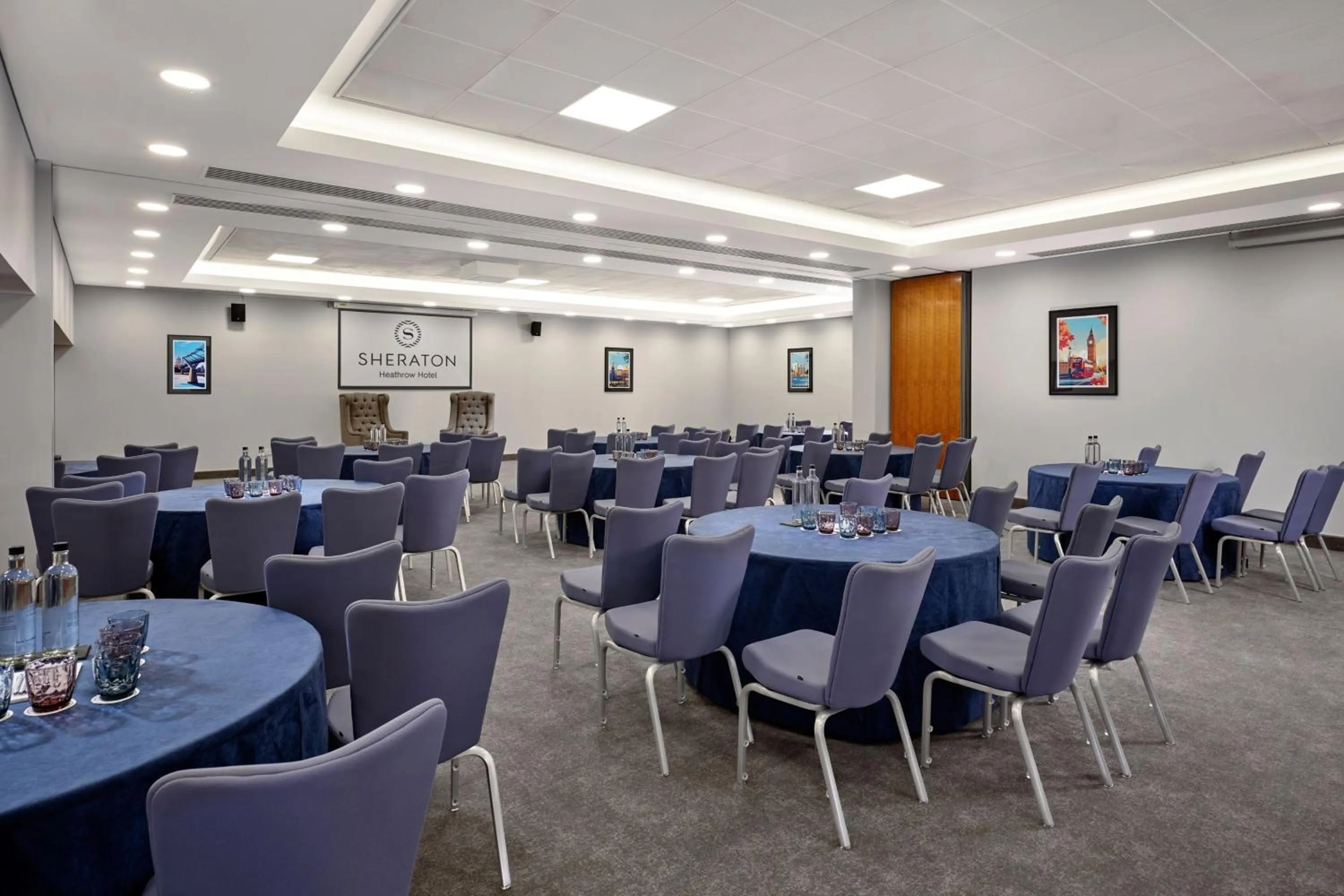 Meeting/conference room in Sheraton Heathrow Hotel