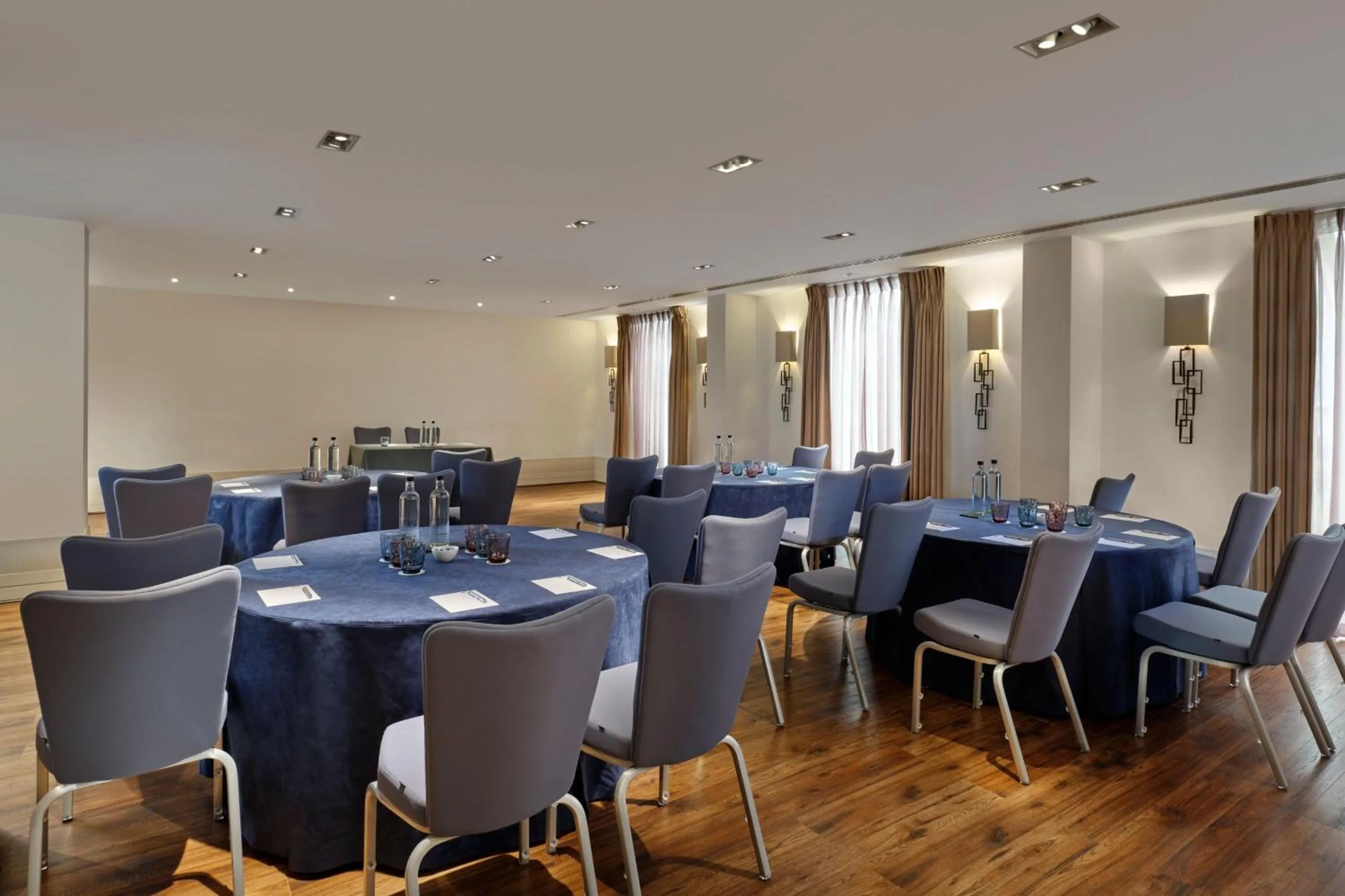 Meeting/conference room in Sheraton Heathrow Hotel