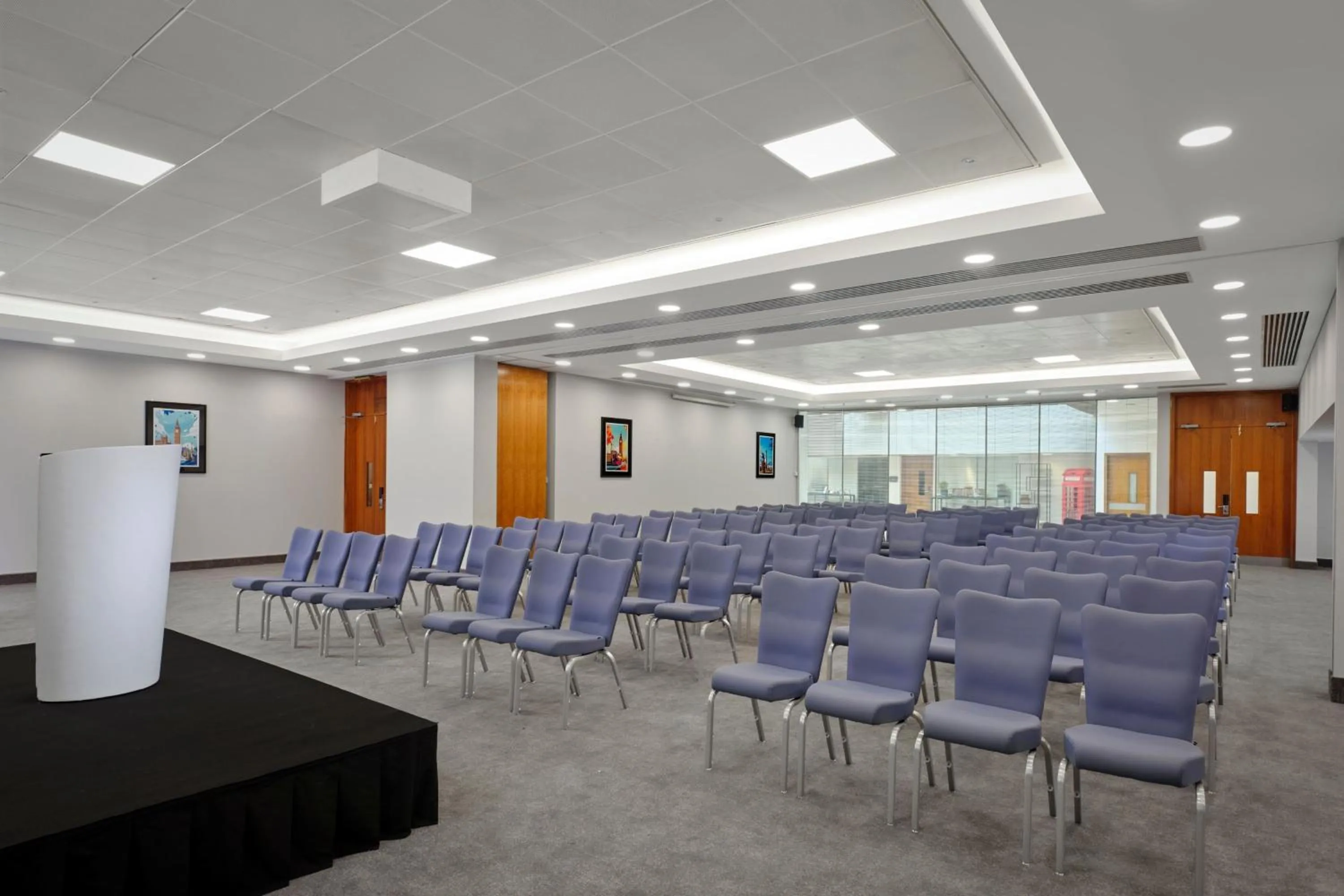 Meeting/conference room in Sheraton Heathrow Hotel