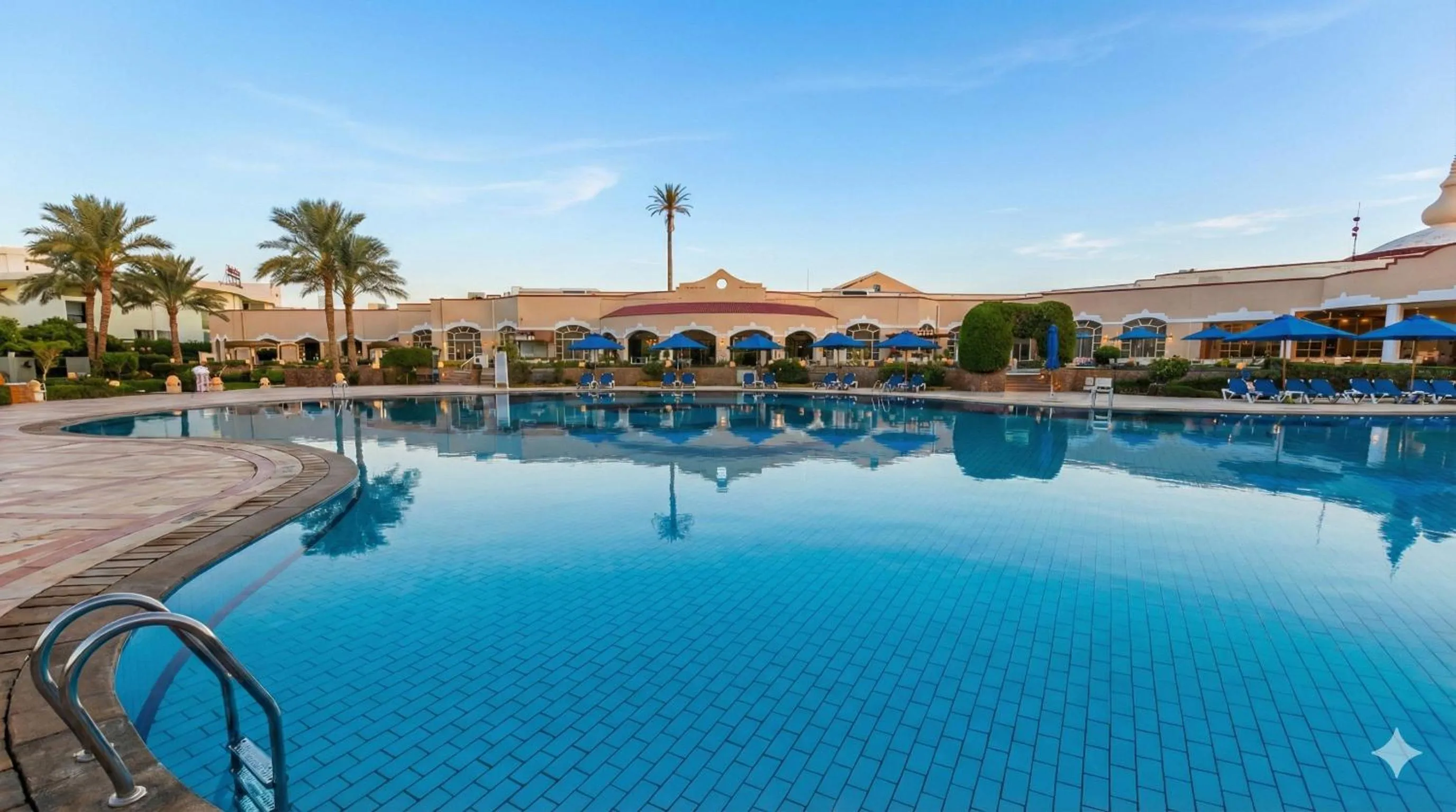 Day in Regency Plaza Aqua Park and Spa Resort