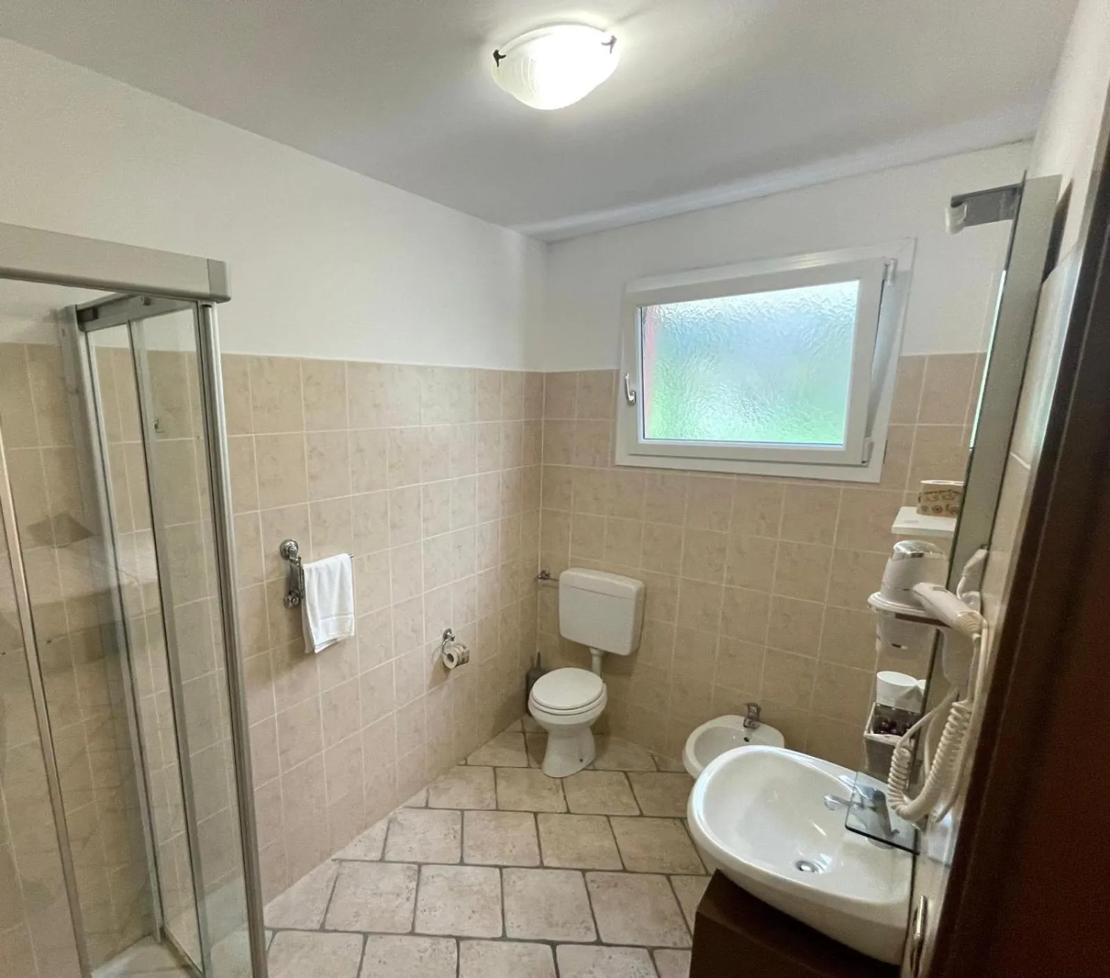 Bathroom in Hotel Grotto Bagat