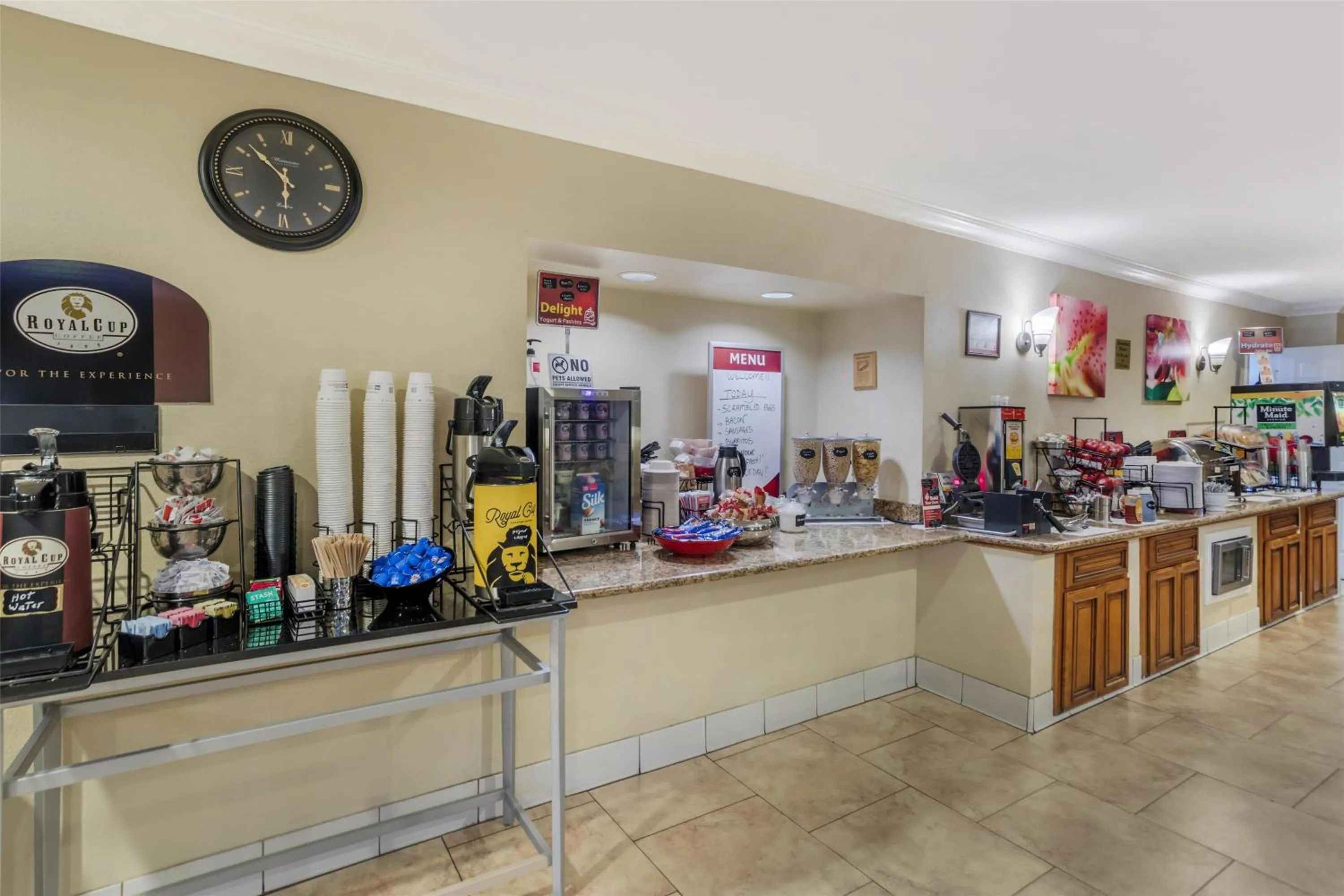 Breakfast in Best Western Plus Pleasanton Inn