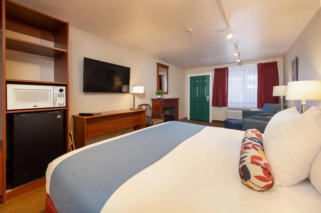 Photo of the whole room, Bed in Obertal Inn