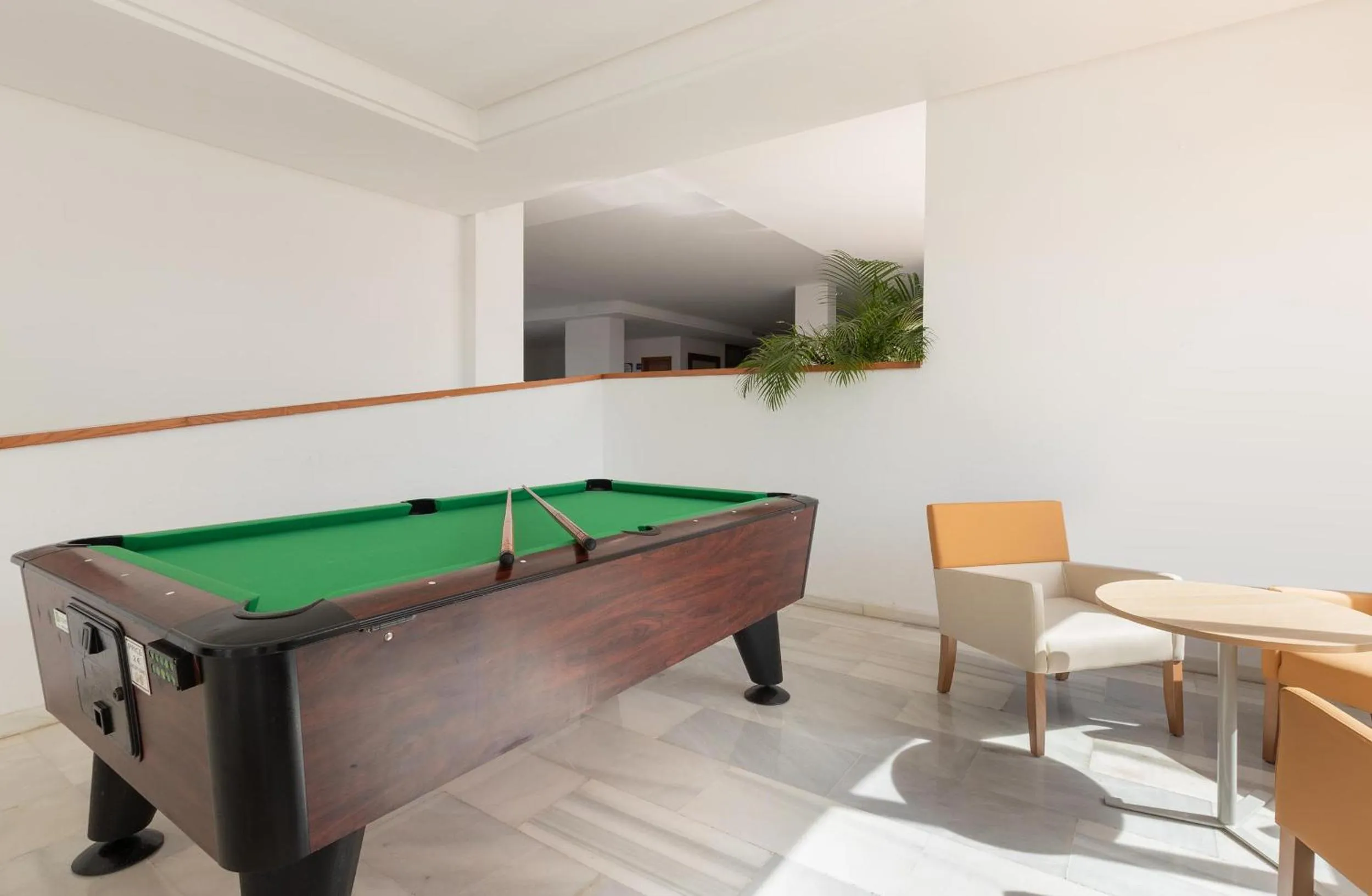Billiard in Hotel Palia Puerto del Sol 3 Sup