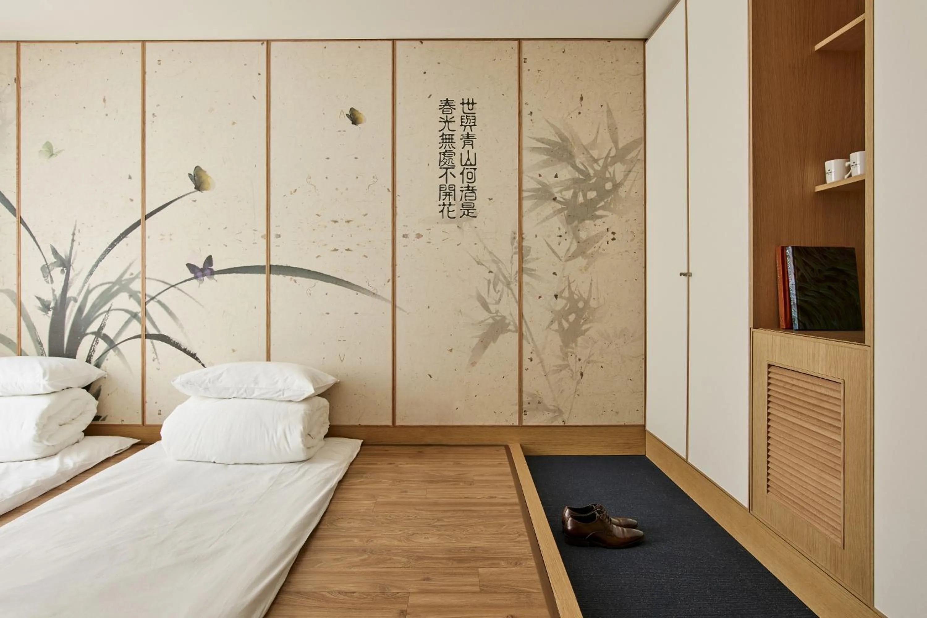 Bedroom, Bed in Hotel NewV