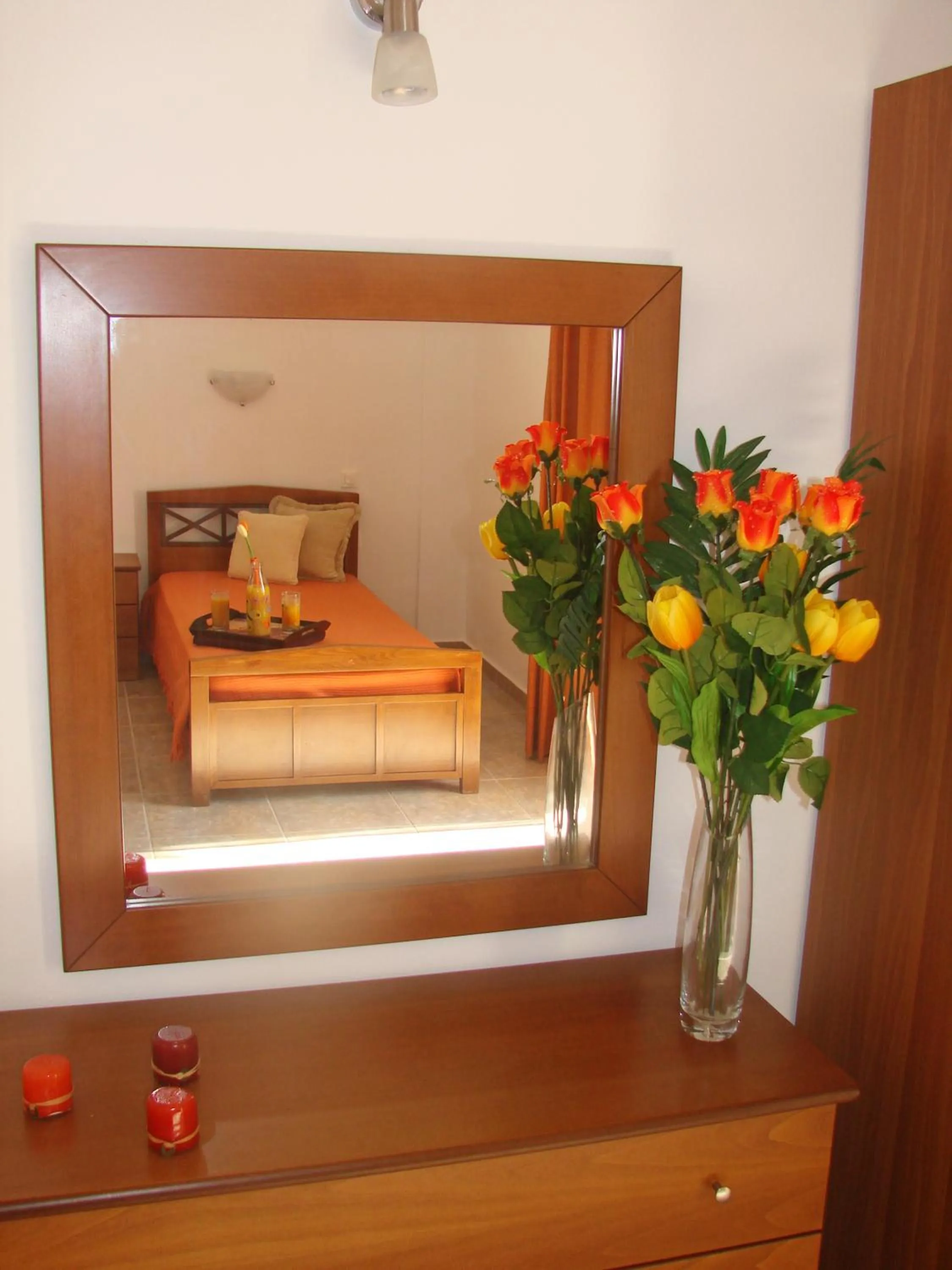 Decorative detail, Bed in Corfu Pearl