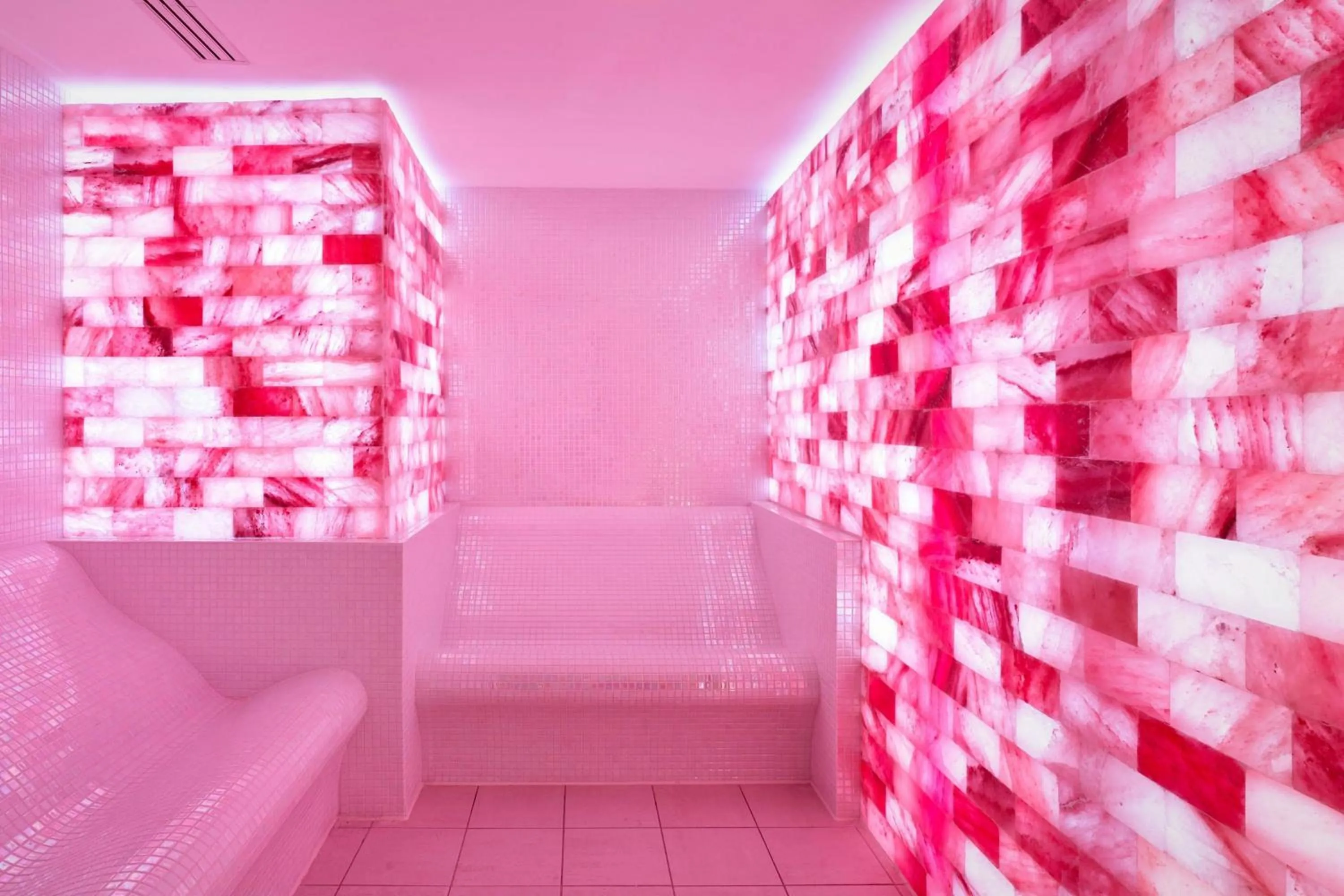 Spa and wellness centre/facilities in Sheraton Grand Hotel & Spa