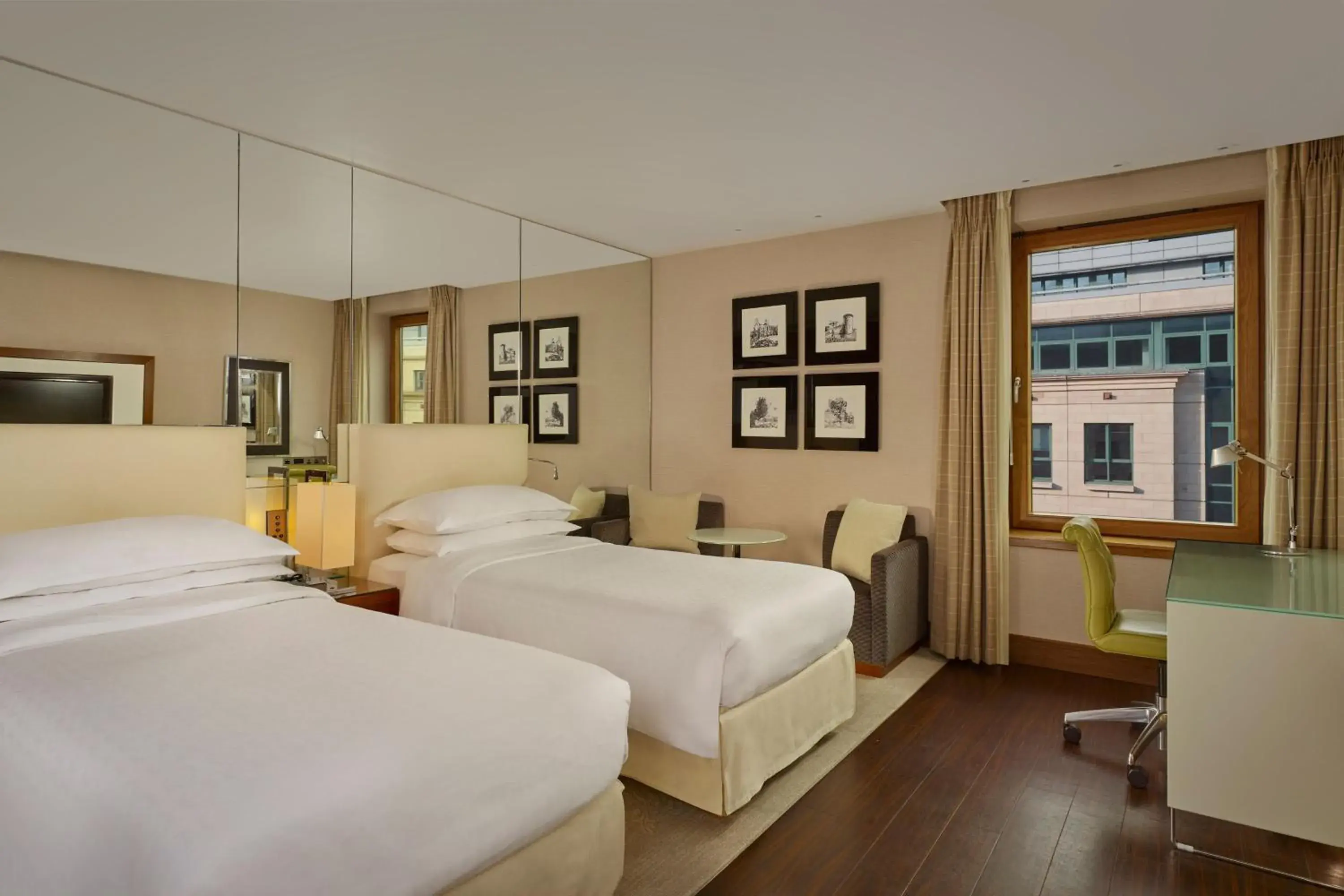 Deluxe Room, 2 Twins in Sheraton Grand Hotel & Spa Deluxe Room, 2 Twins in Sheraton Grand Hotel & Spa