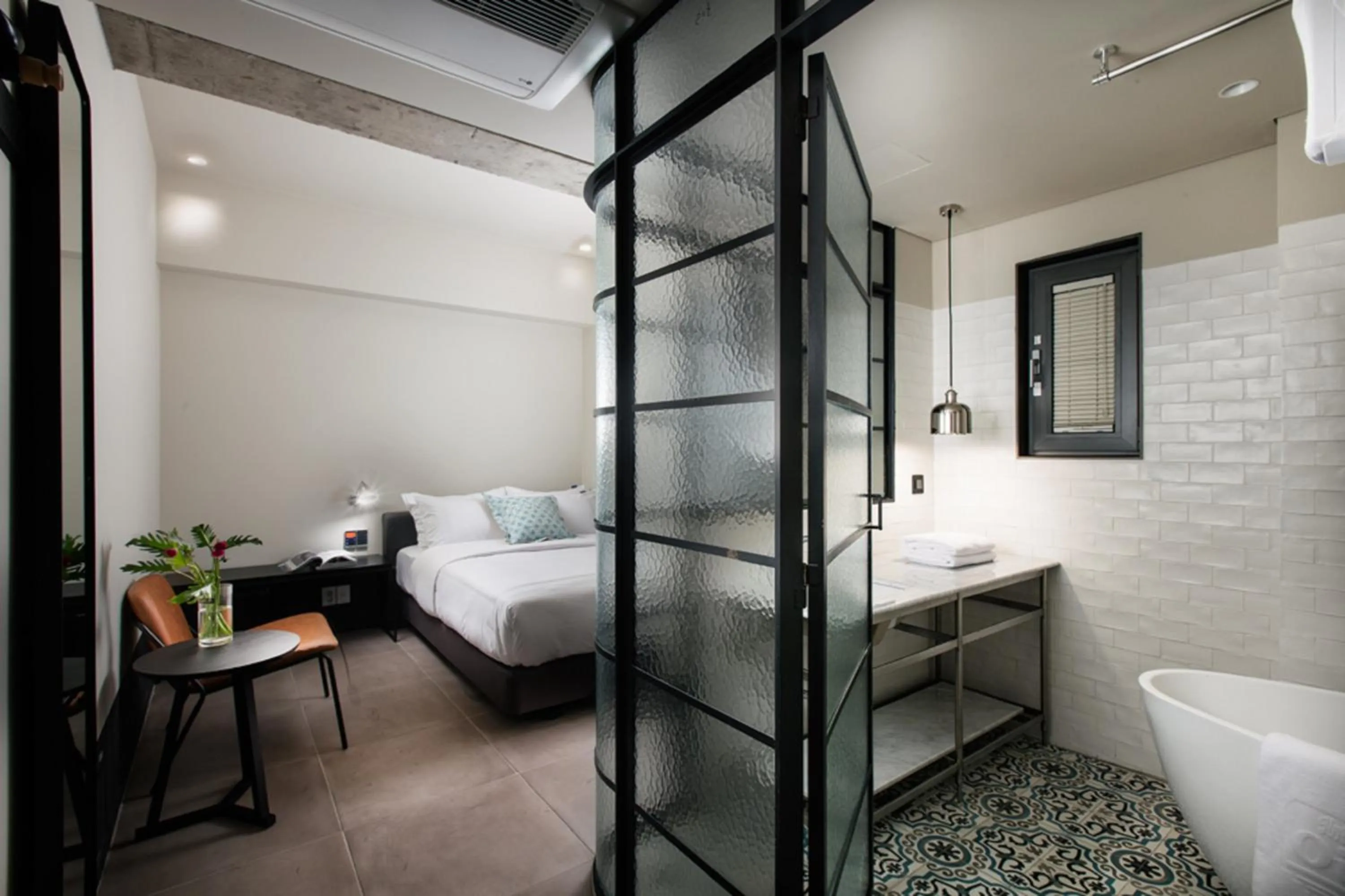 Bed in BROWN DOT Hotel Dadaepo Beach ㅡ 구 Oia Hotel