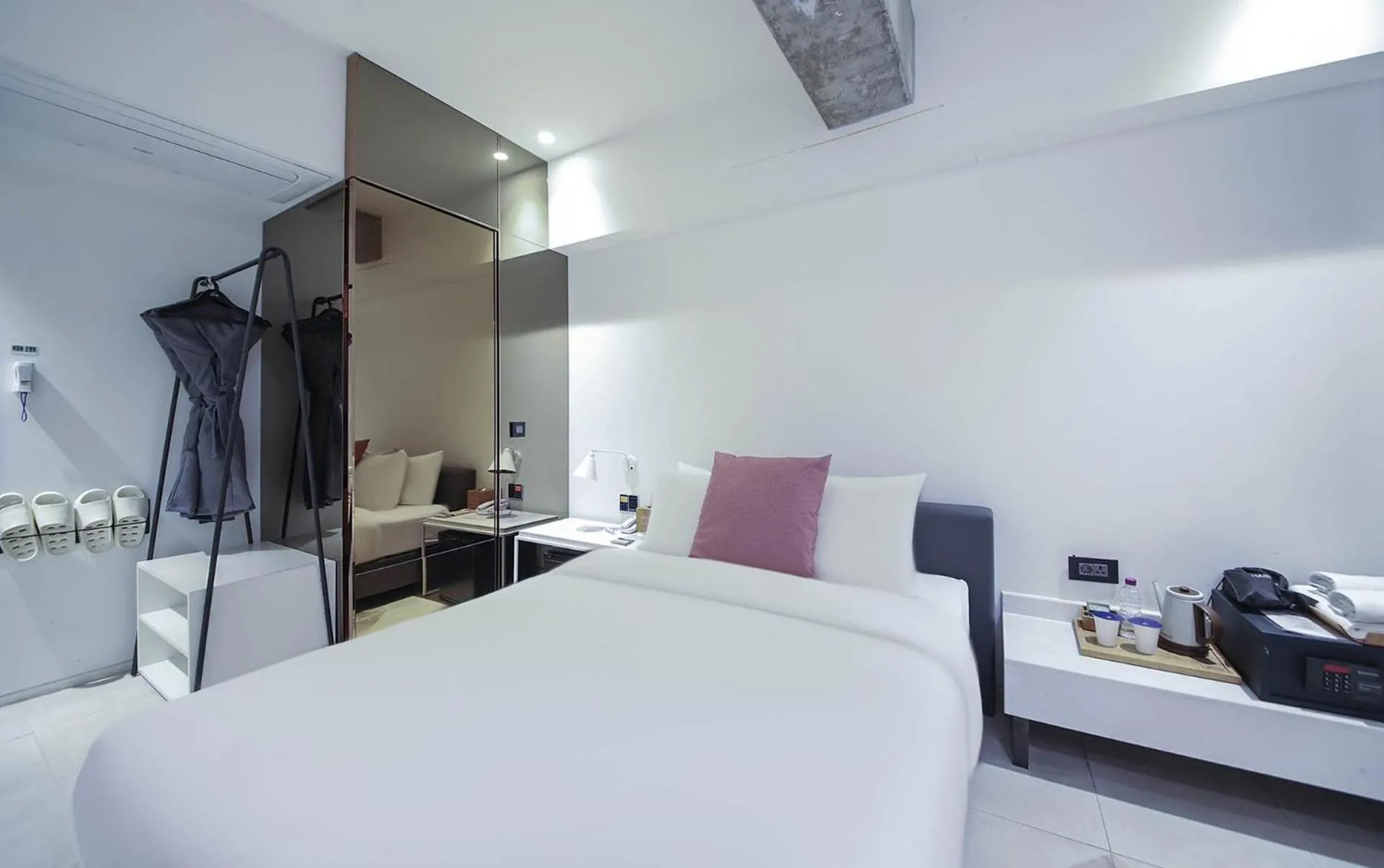 Bed in BROWN DOT Hotel Dadaepo Beach