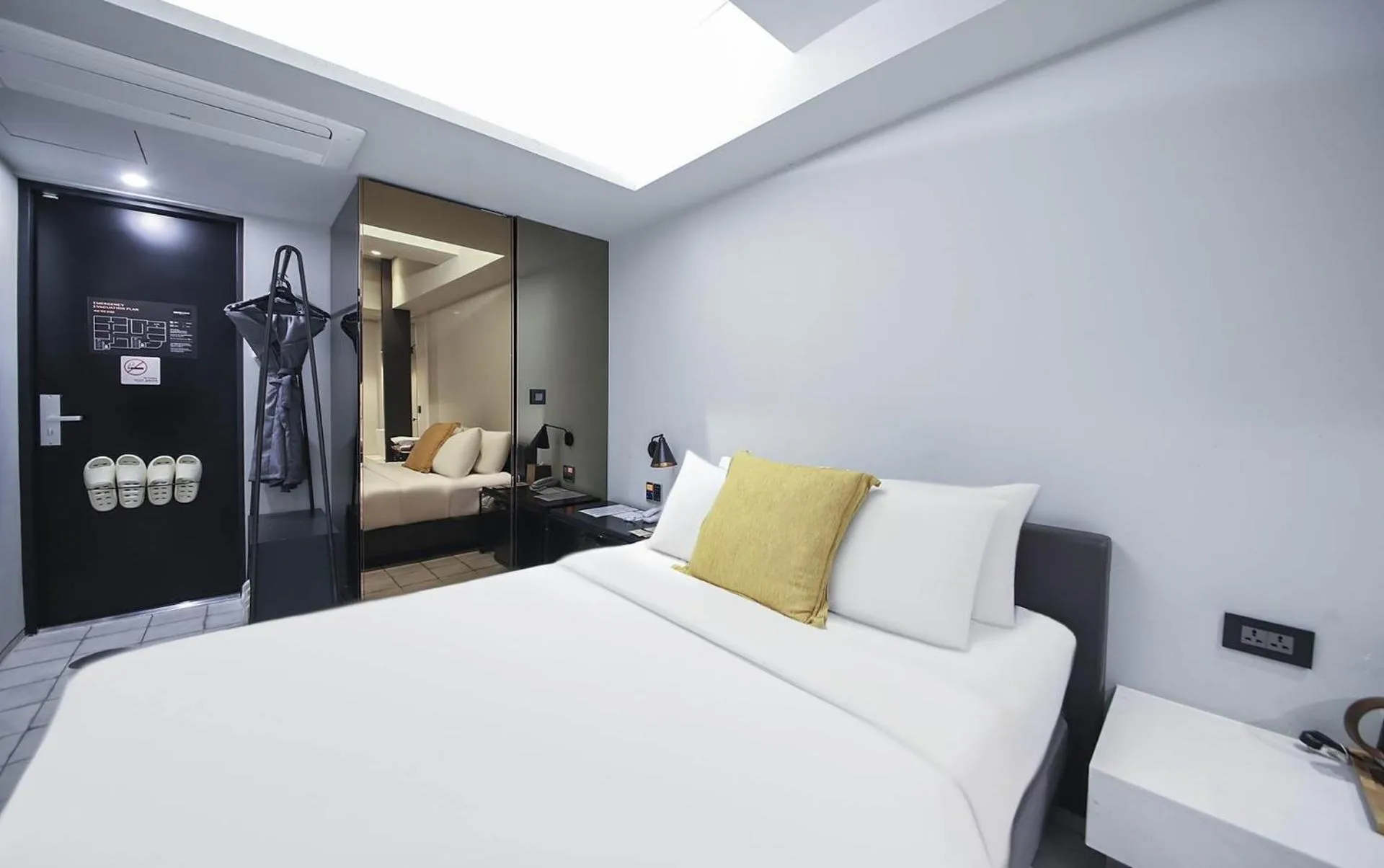 Bed in BROWN DOT Hotel Dadaepo Beach