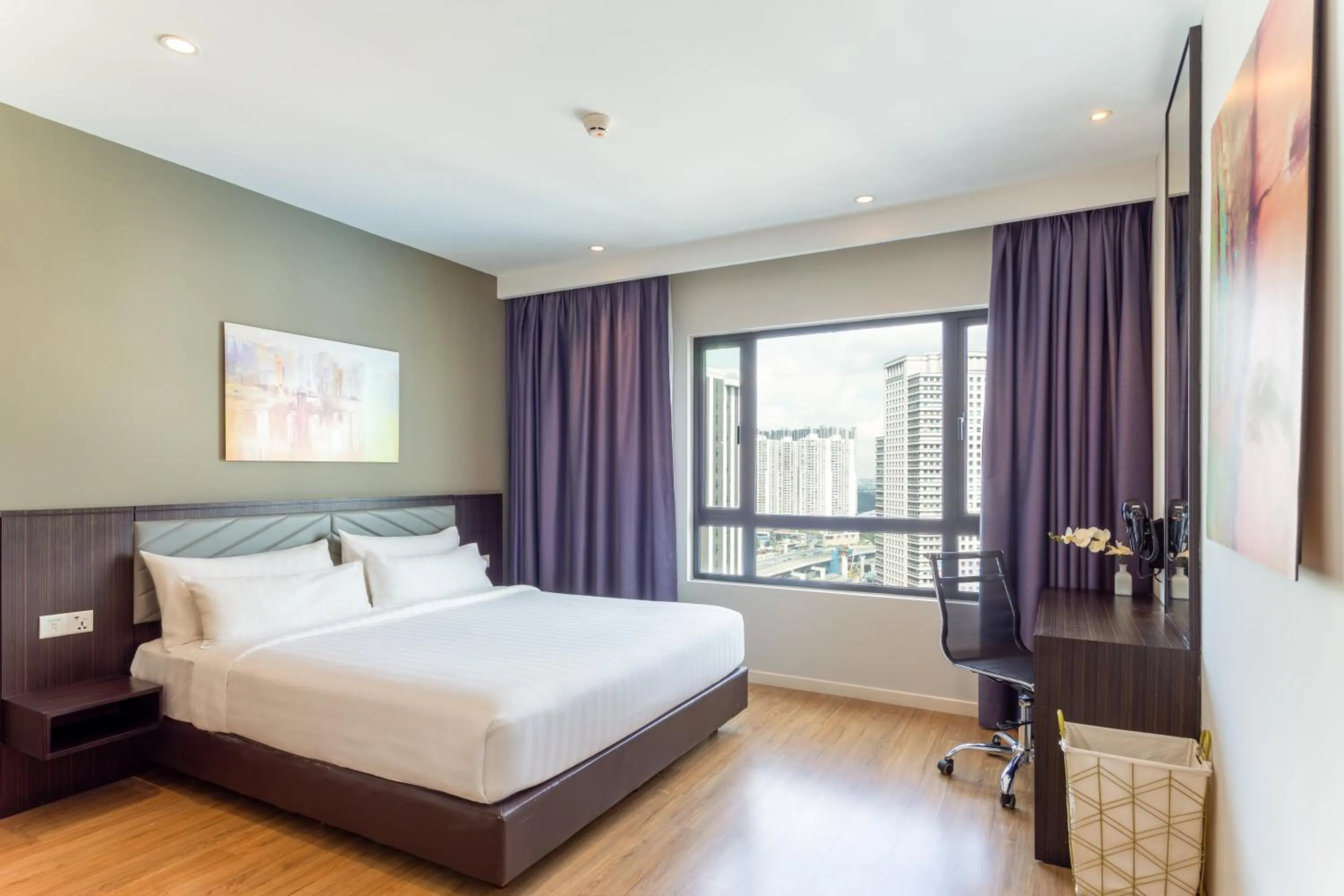 Bedroom, Bed in Shama Suasana Johor Bahru Formerly known as Suasana All Suites Hotels Johor Bahru