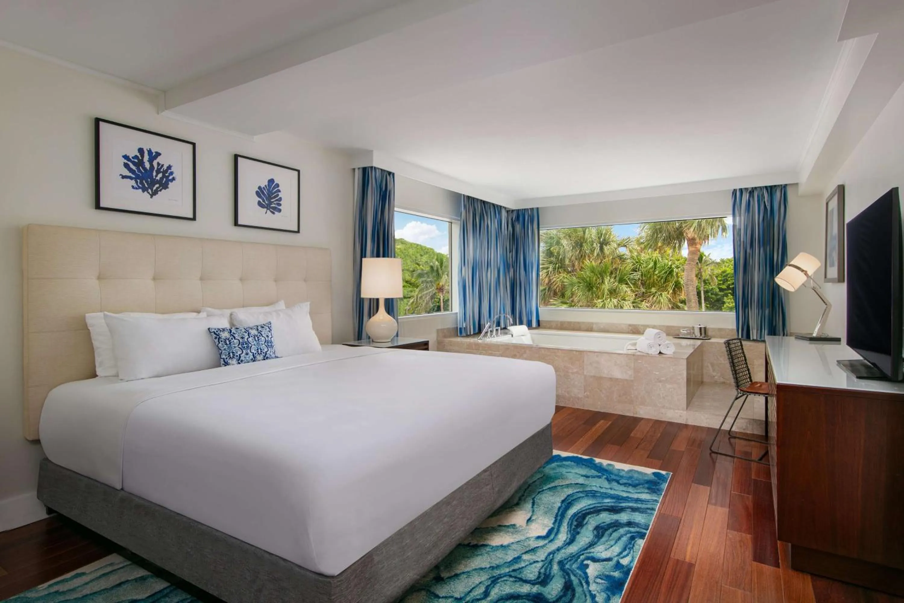 Bedroom, Bed in Sonesta Fort Lauderdale Beach