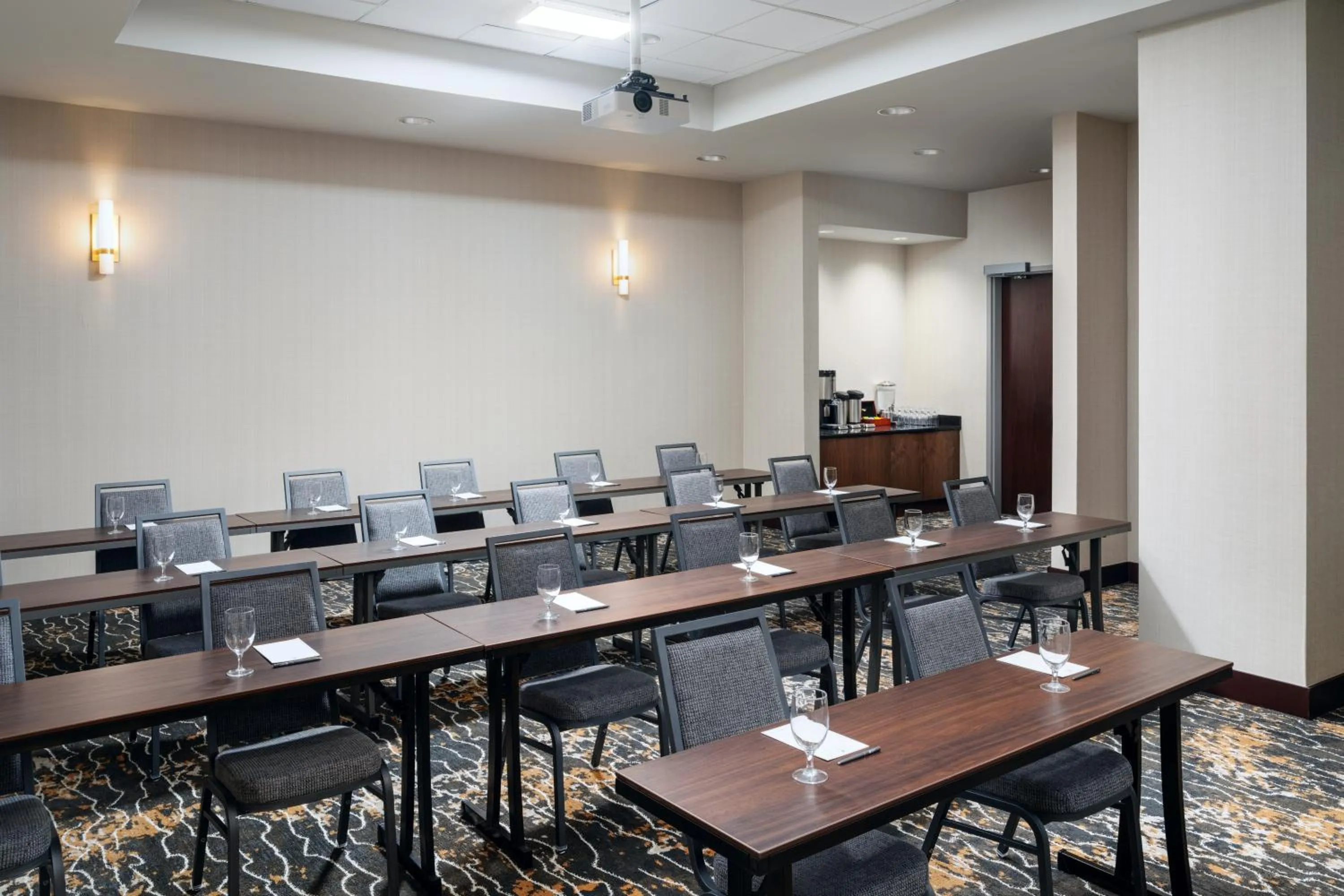 Meeting/conference room in Embassy Suites Huntsville