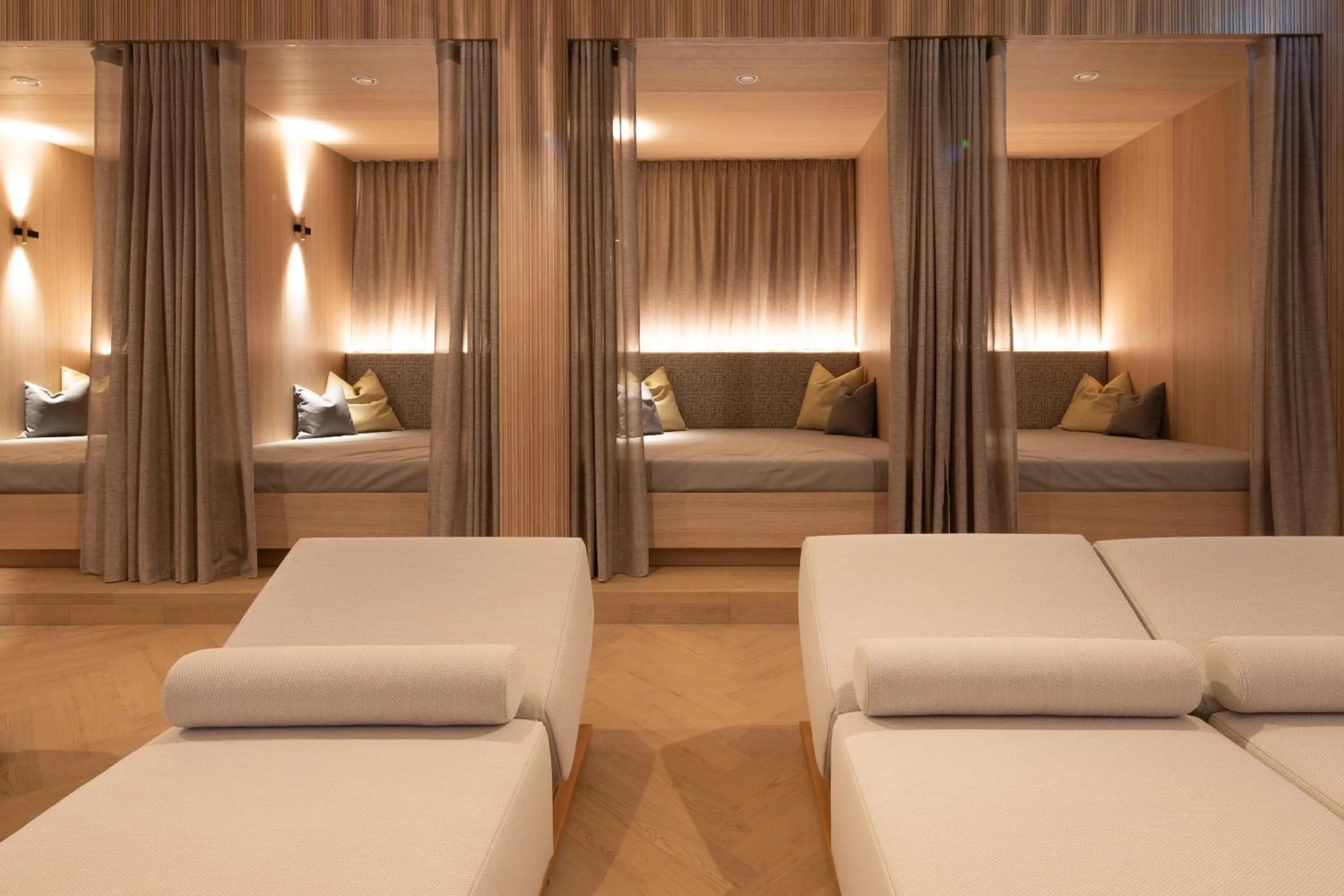 Spa and wellness centre/facilities, Bed in Aktivhotel Pehab - Dachstein Rooftop-Spa