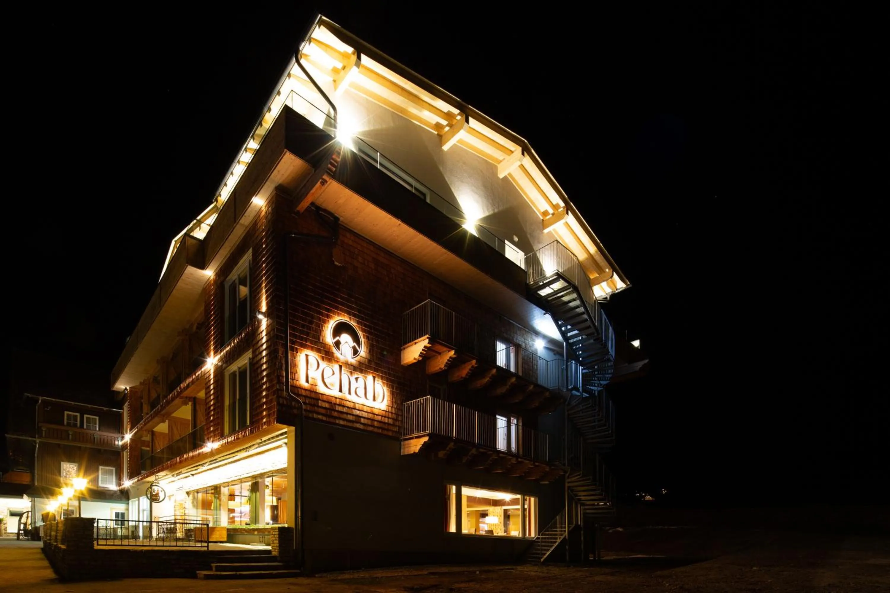 Property building in Aktivhotel Pehab - Dachstein Rooftop-Spa