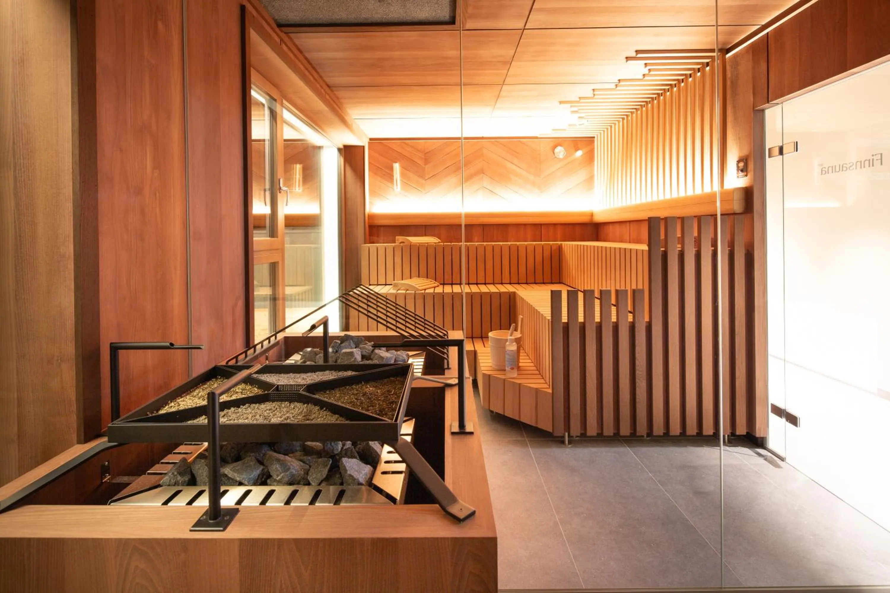 Swimming pool in Aktivhotel Pehab - Dachstein Rooftop-Spa