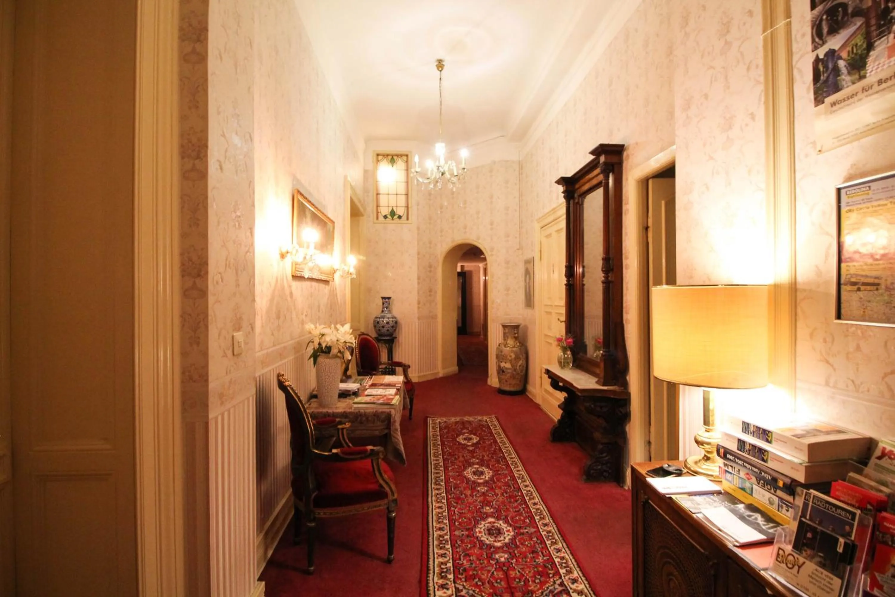 Decorative detail in Hotel-Pension Funk am Kurfürstendamm