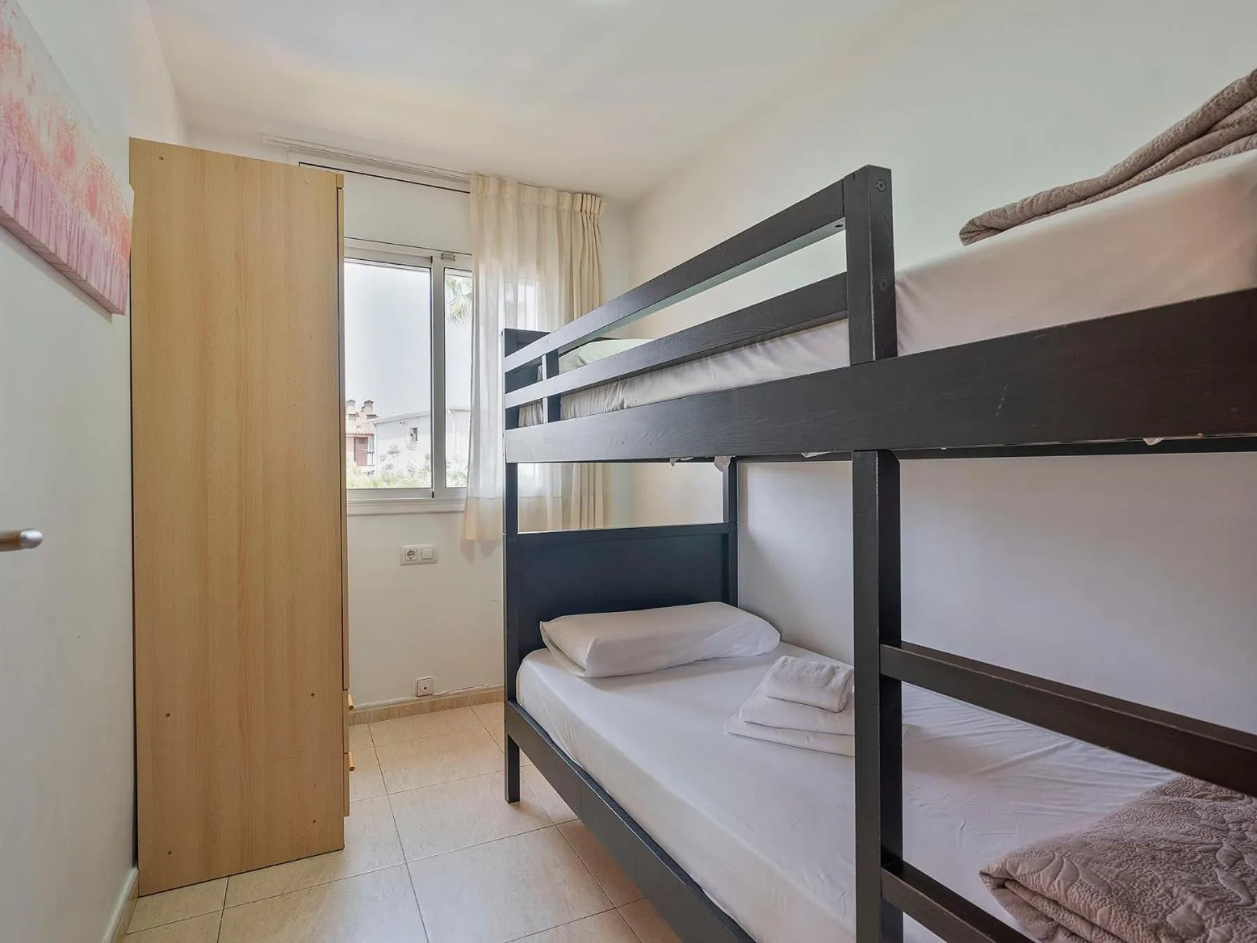 bunk bed, Bed in Apartamentos Velor