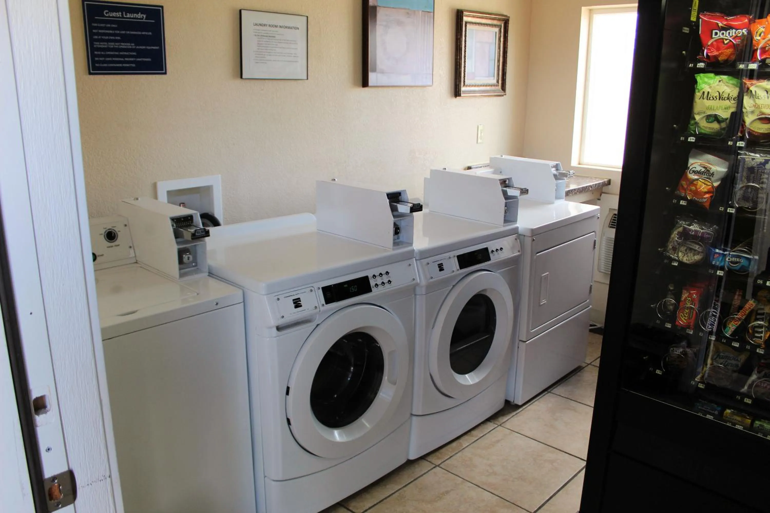 Area and facilities in Days Inn & Suites by Wyndham Gunnison