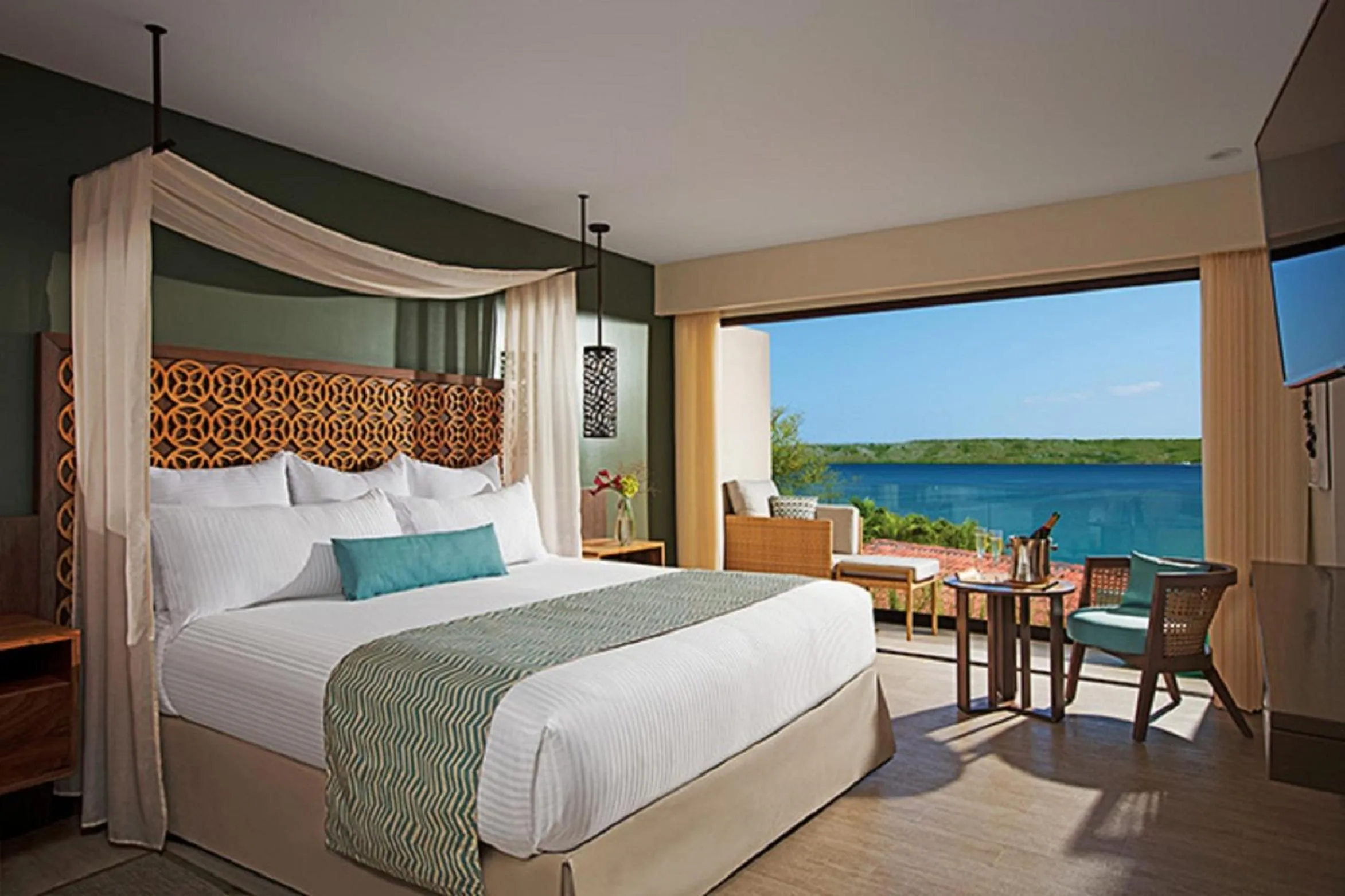 View (from property/room), Bed in Secrets Papagayo All Inclusive - Adults Only
