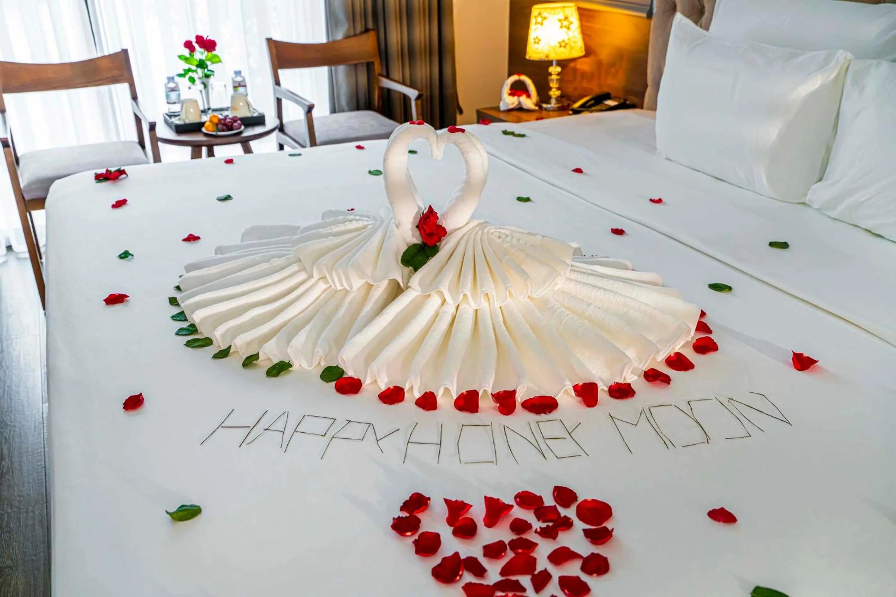 Bed in Hoang Son Peace Hotel