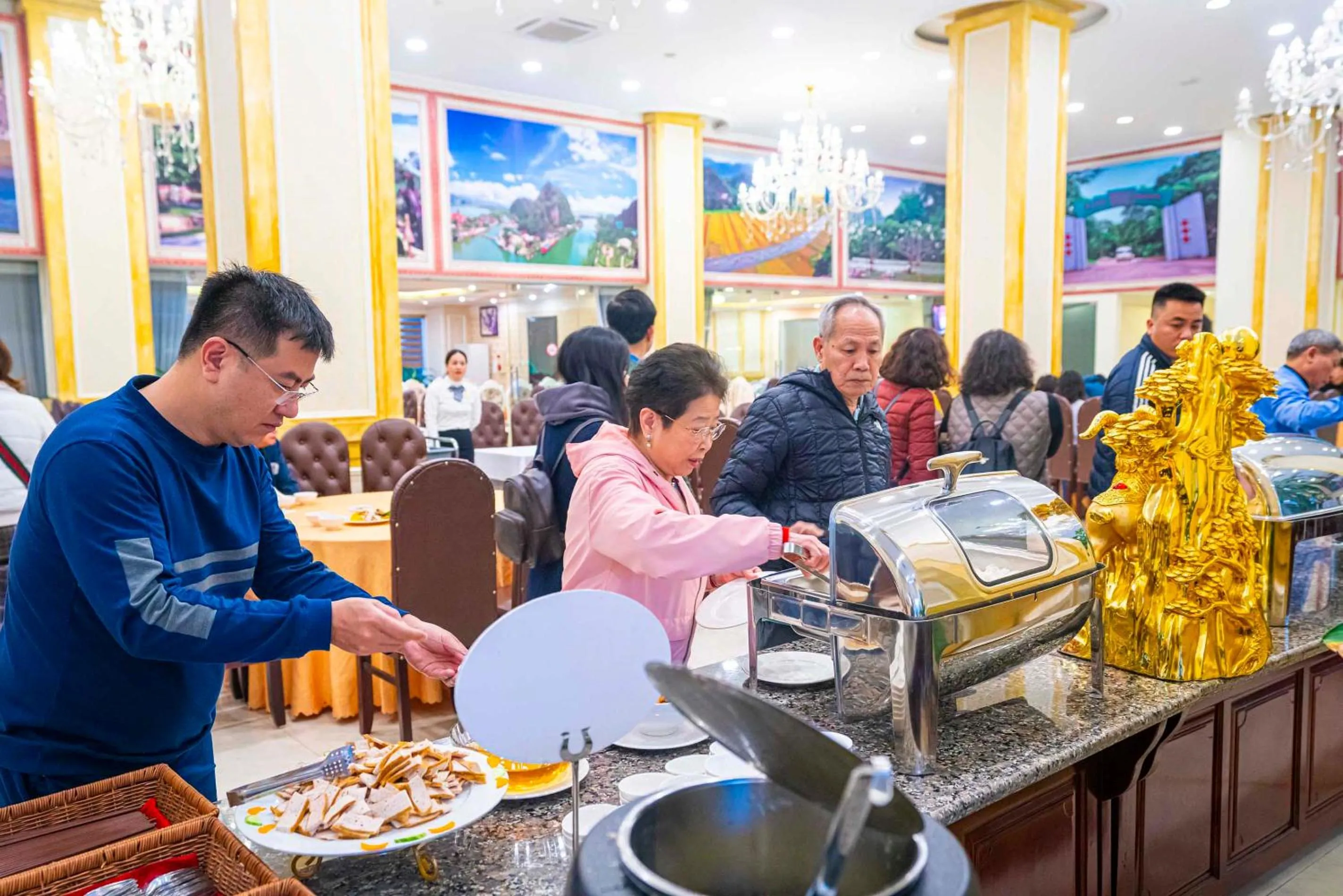 Breakfast in Hoang Son Peace Hotel